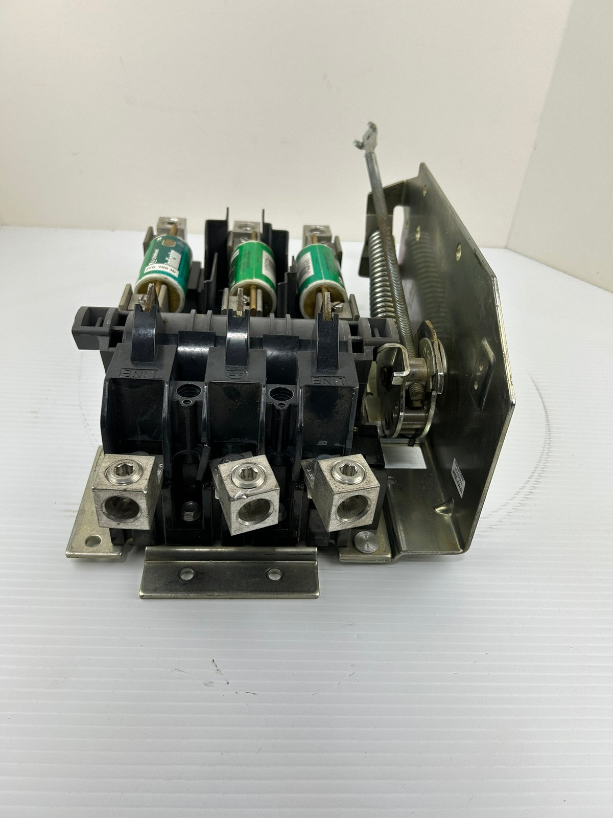 Allen-Bradley 1494V-DSX200 200A 600V Disconnect Switch with 3 Littelfuse Fuses