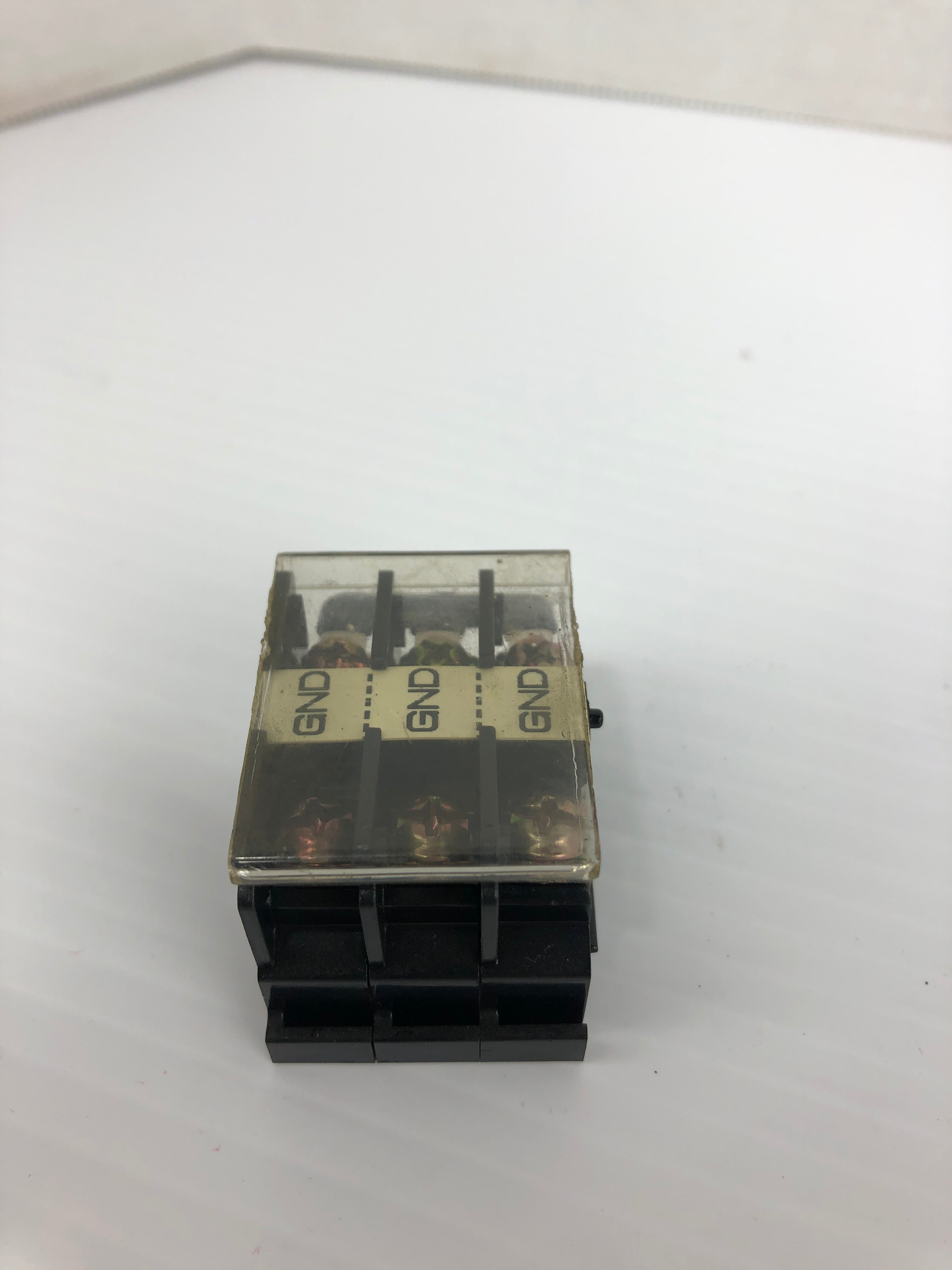Yoshida Electric UK25 Terminal Block 600V 25A 3P
