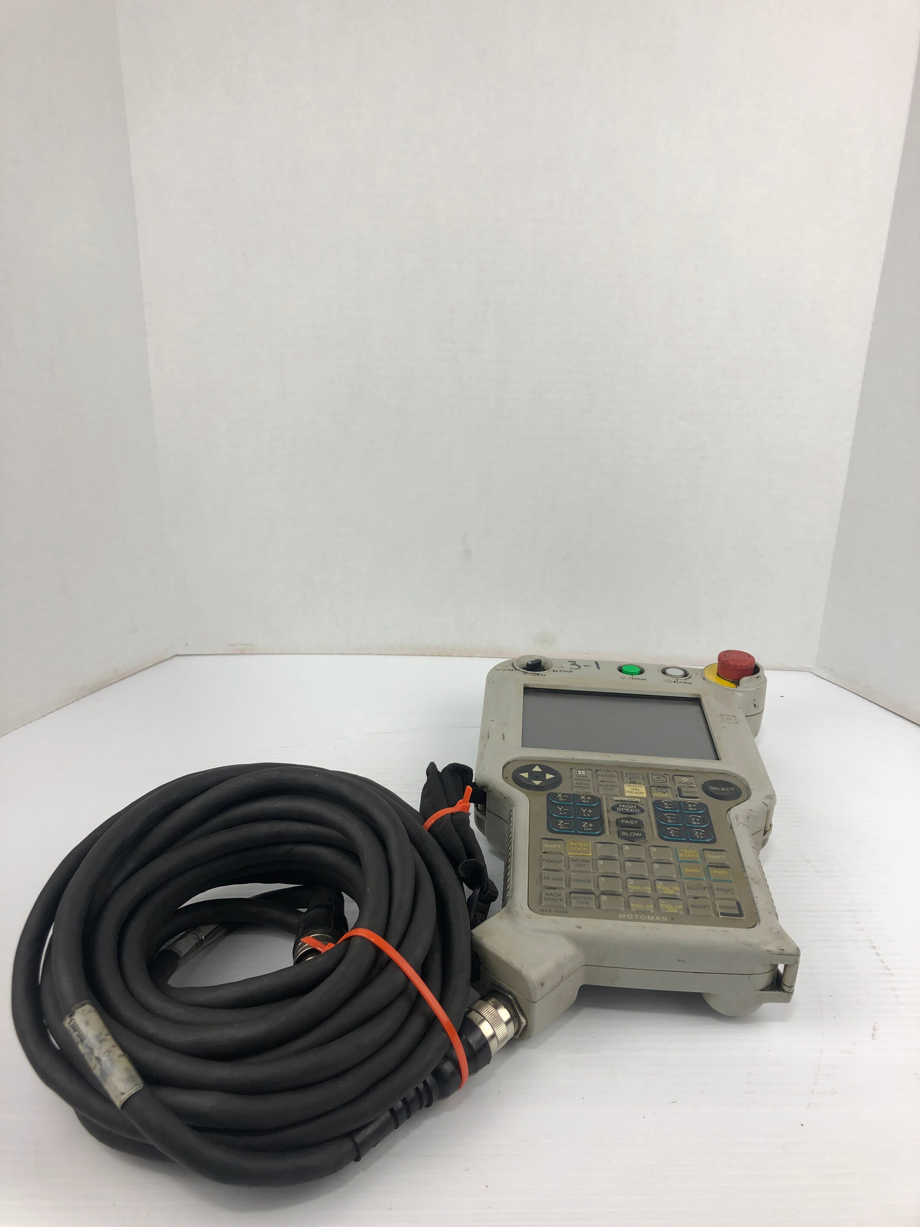 Yaskawa Electric Motoman NPP01B Teach Pendant 1715-MR-025370-5 with Cable