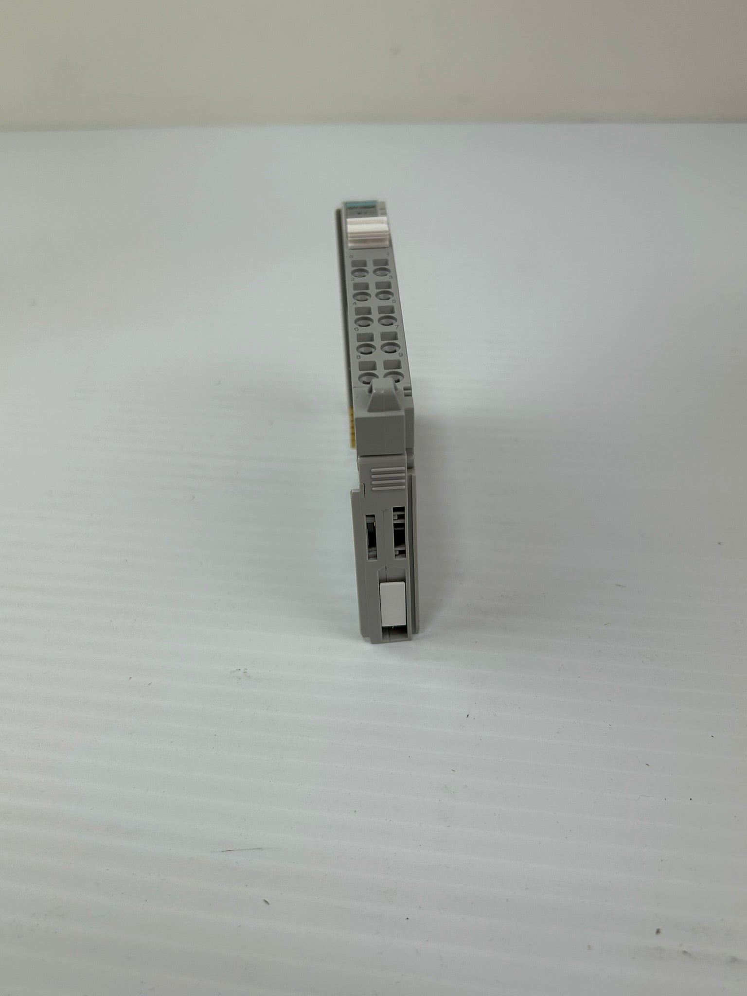CREVIS GT-1804 FnIO-G 4 Channels Digital AC Input Module 120VAC FieldBus I/O