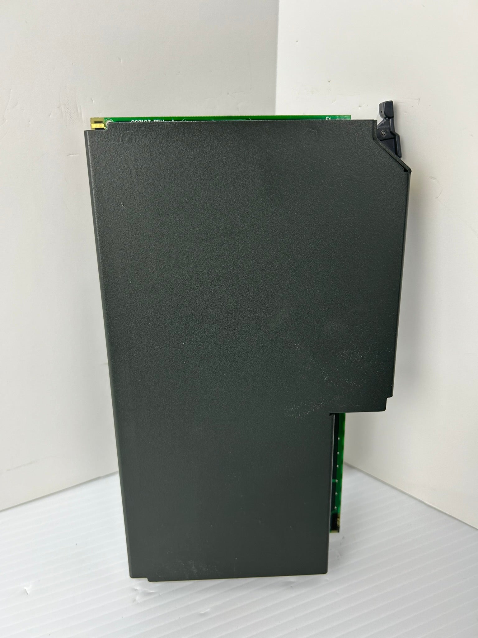 Allen-Bradley 1771-0FE2 Analog Output Module Series B