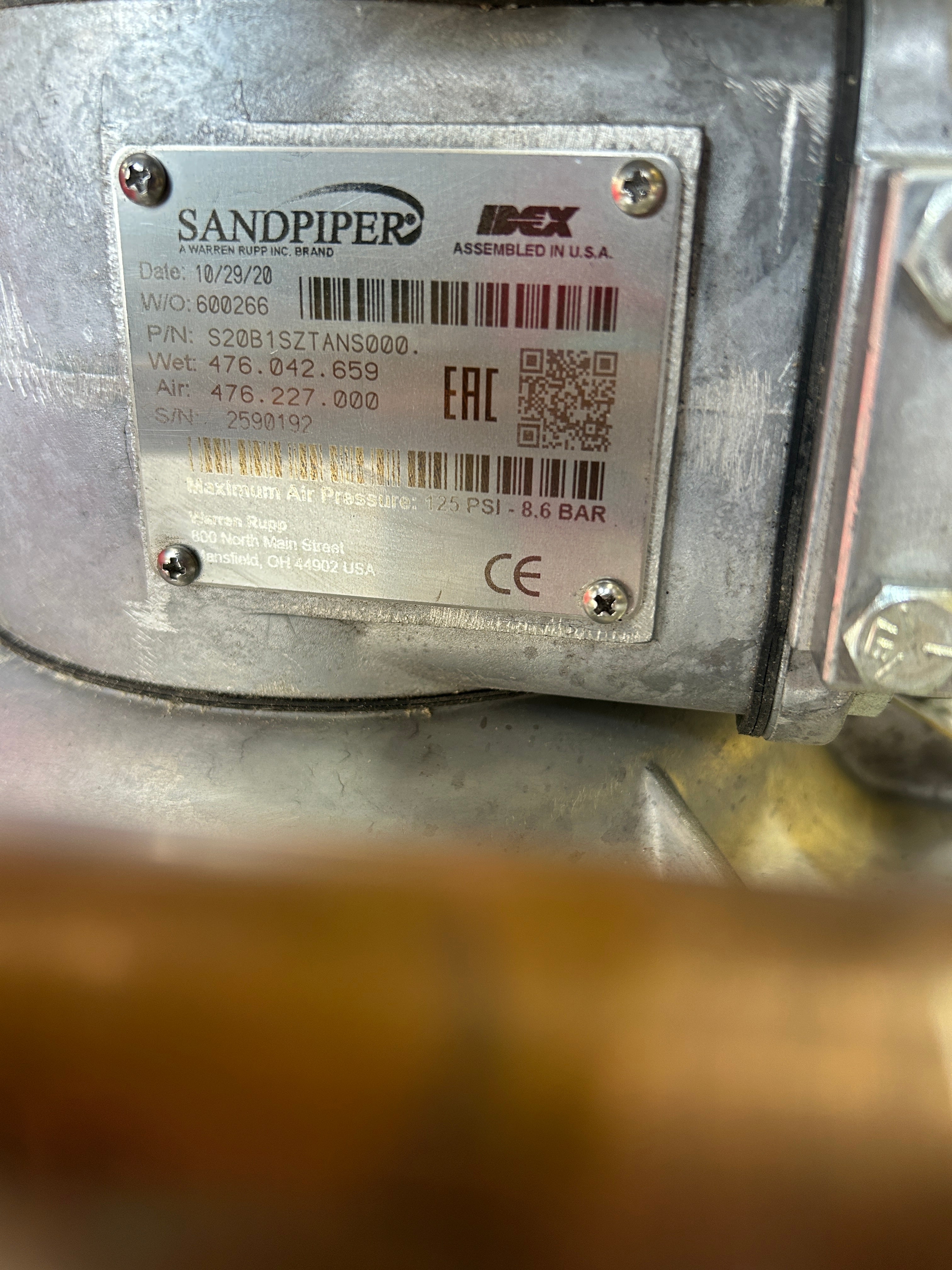 Warren Rupp Sandpiper S20B1SZTANS000 Diaphragm Pump with Wall Mount Stand 125PSI