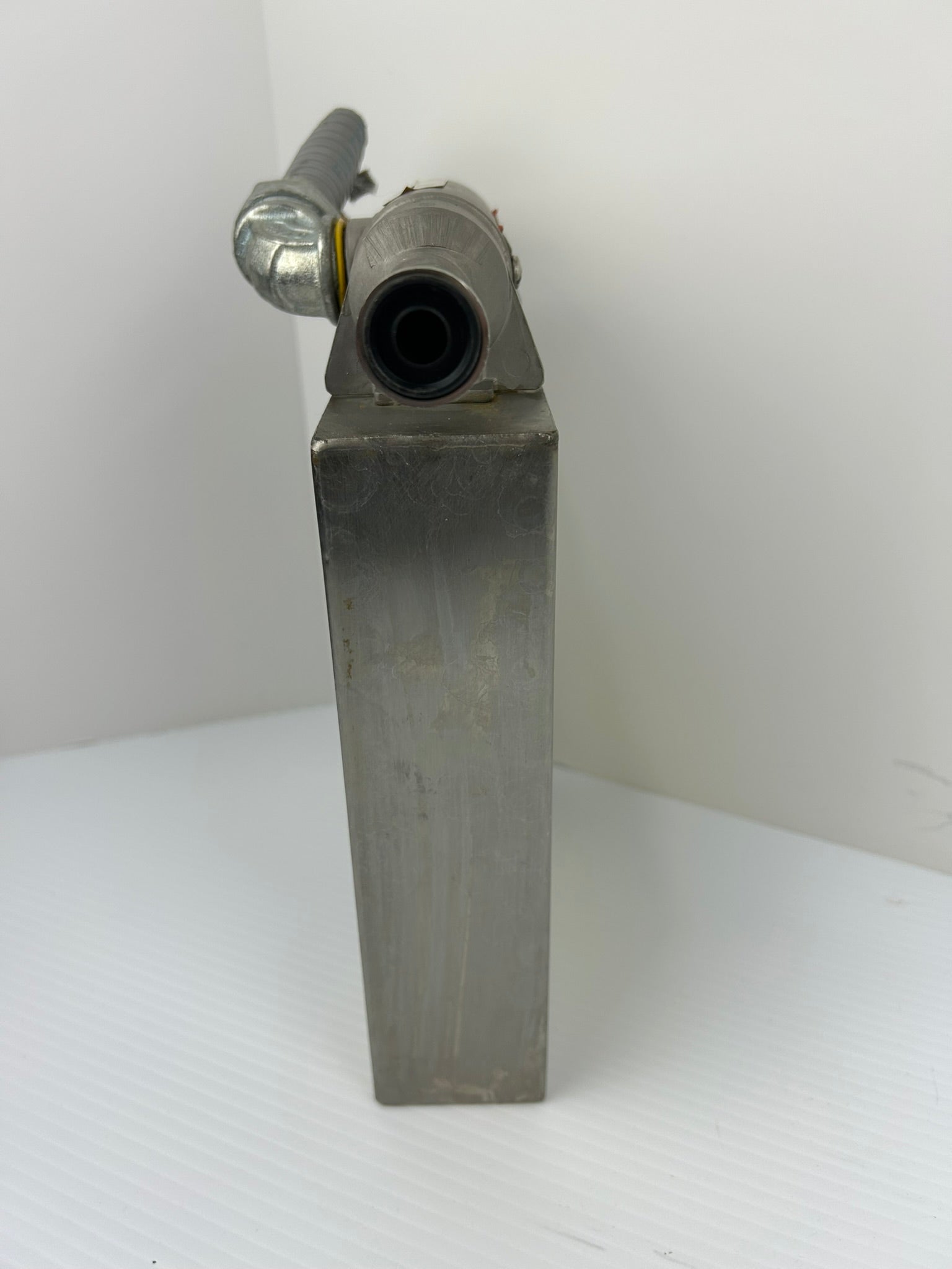 Micro Motion D40S-SS-CLAMP FTG Mass Flow Sensor 1250PSIG 15V 500mA