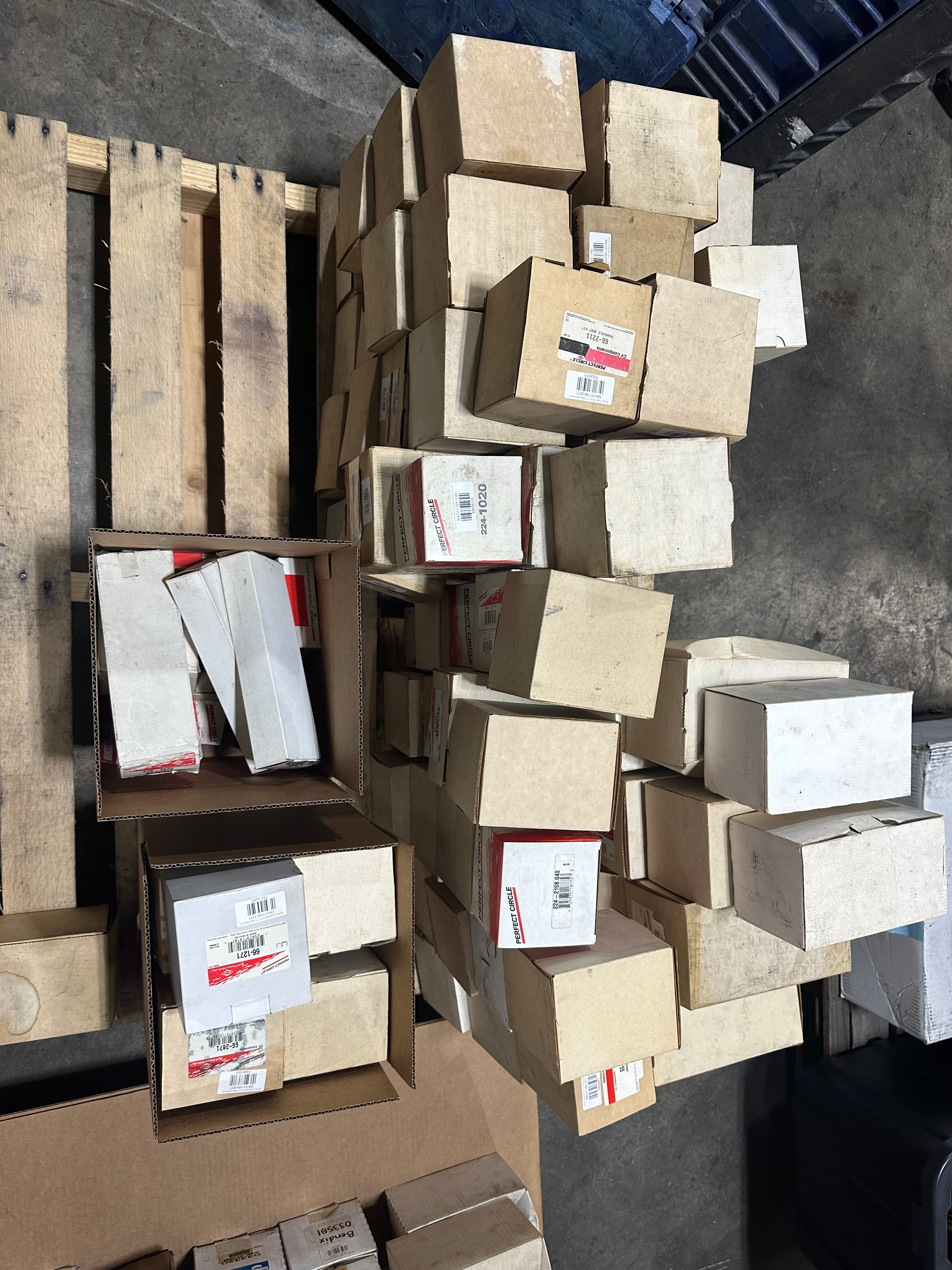 Huge Lot of Perfect Circle Auto Parts Over 400 Parts Various Parts