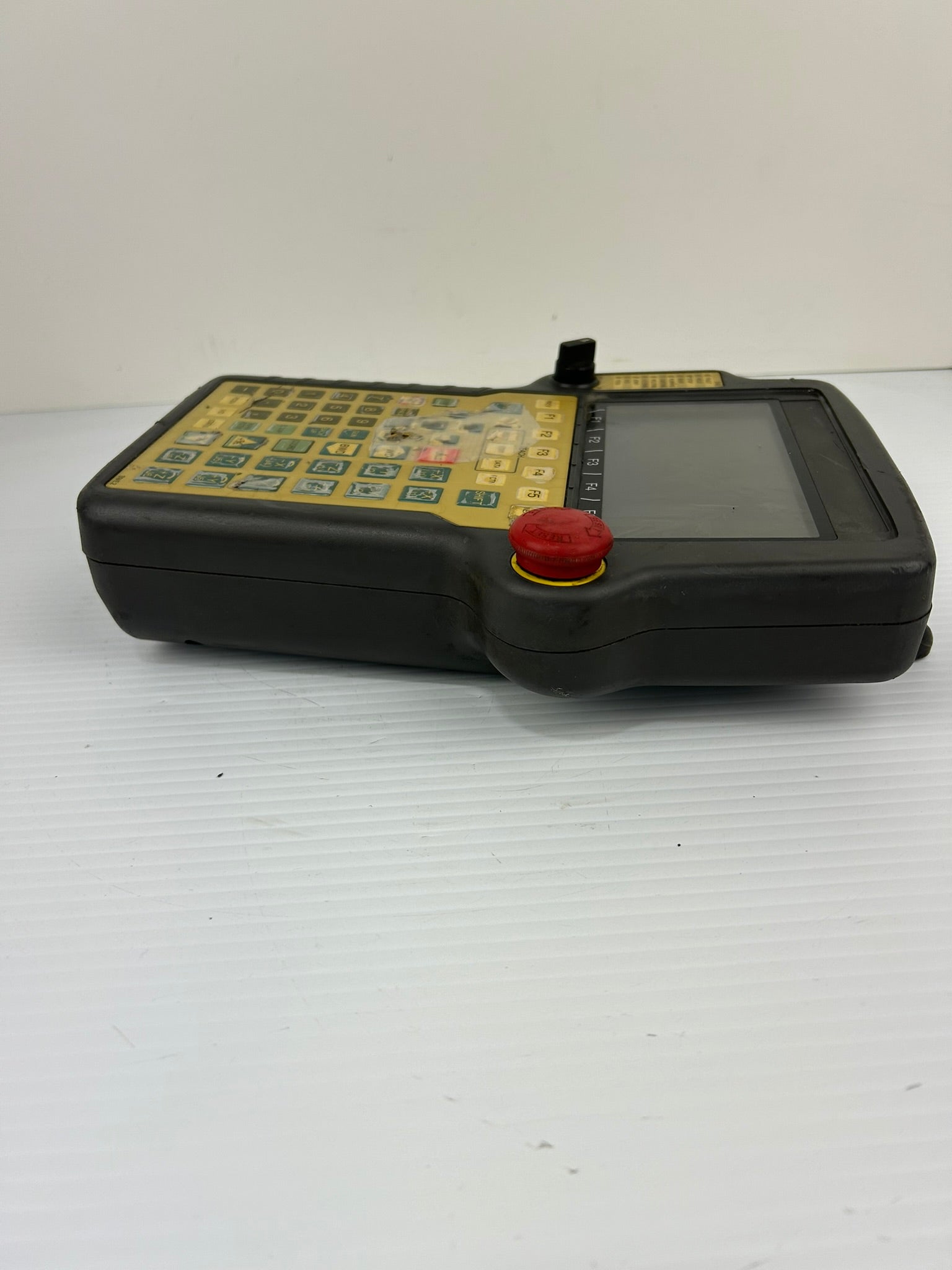 Fanuc A05B-2301-C300 Teach Pendant N1901 1994-09