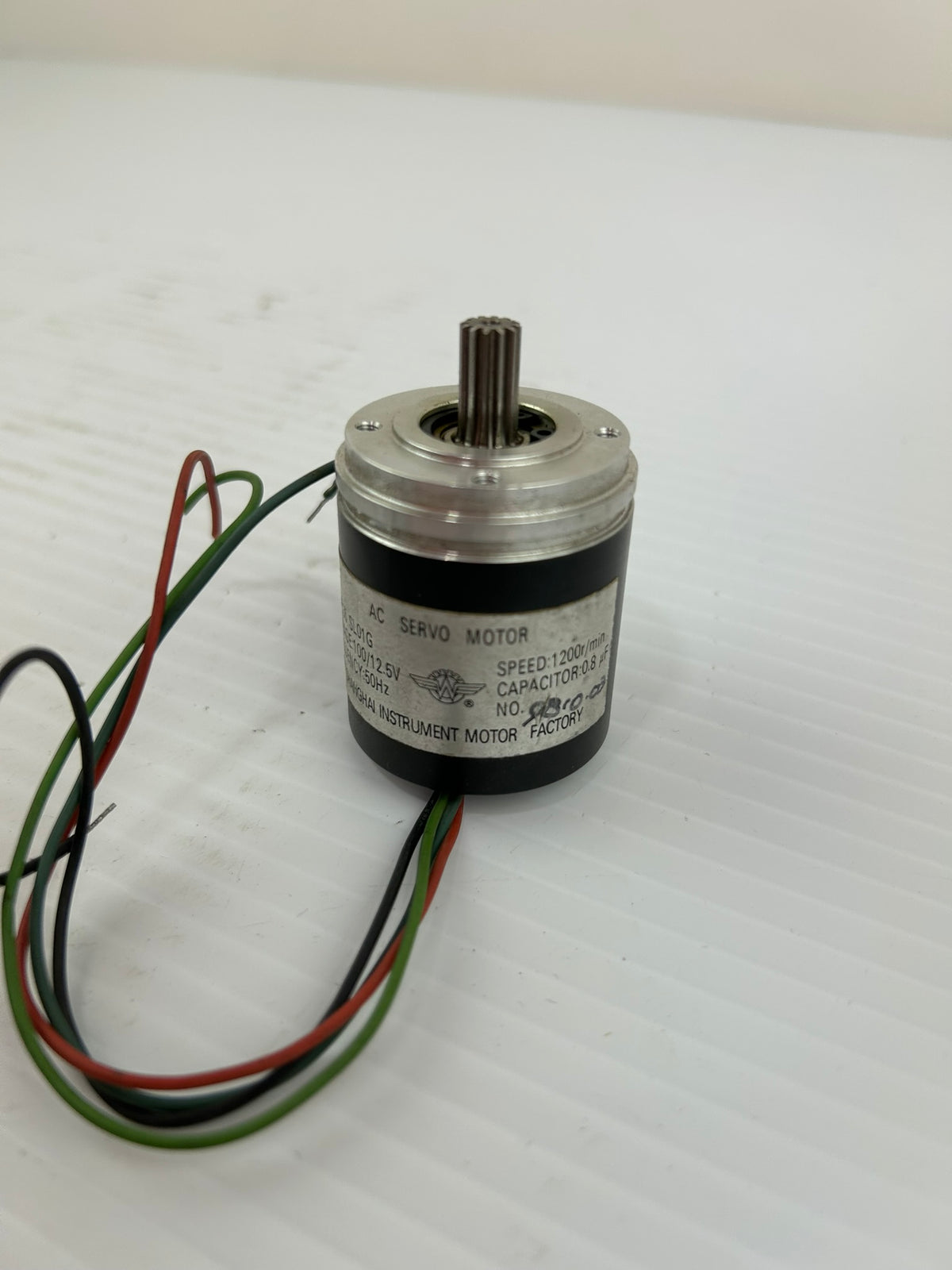 Shanghai Instrument Motor Type 36 SL01G AC Servo Motor 100/12.5V 50Hz 1200 RPM
