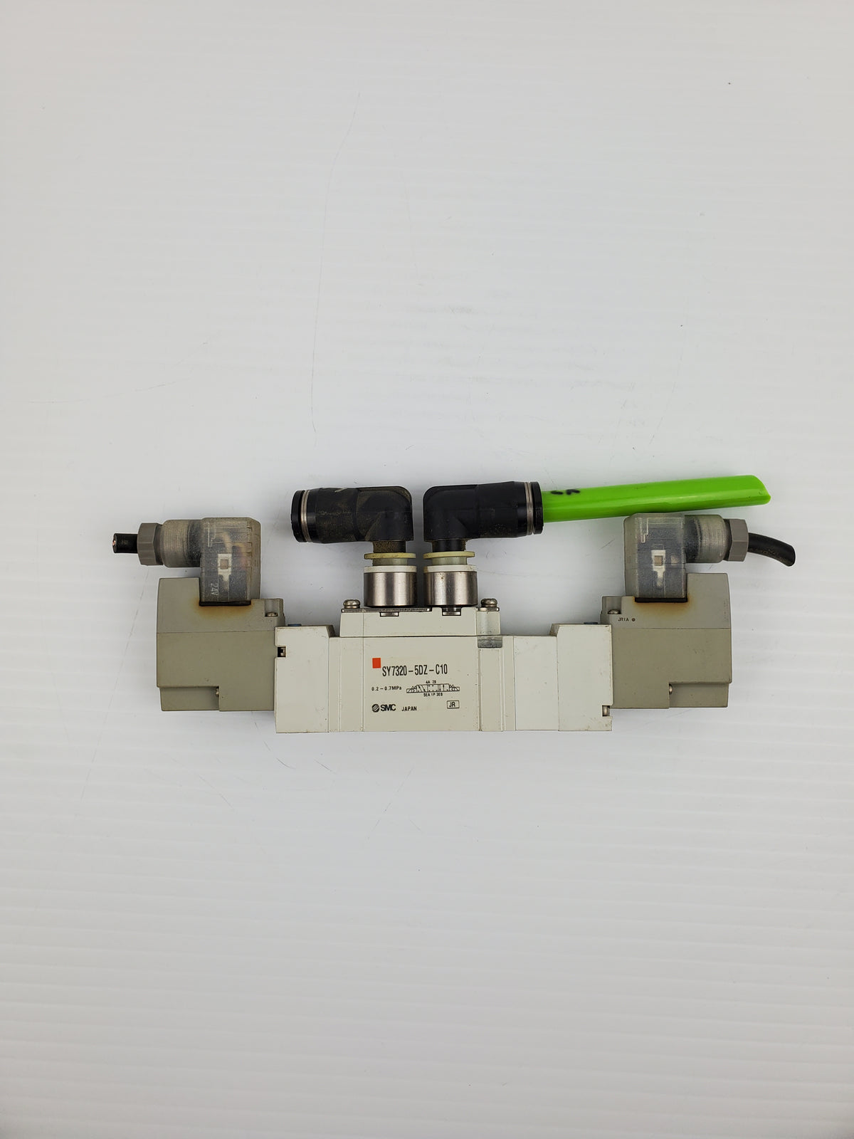 SMC SY7320-5DZ-C10 Solenoid Valve 0.2-0.7MPa
