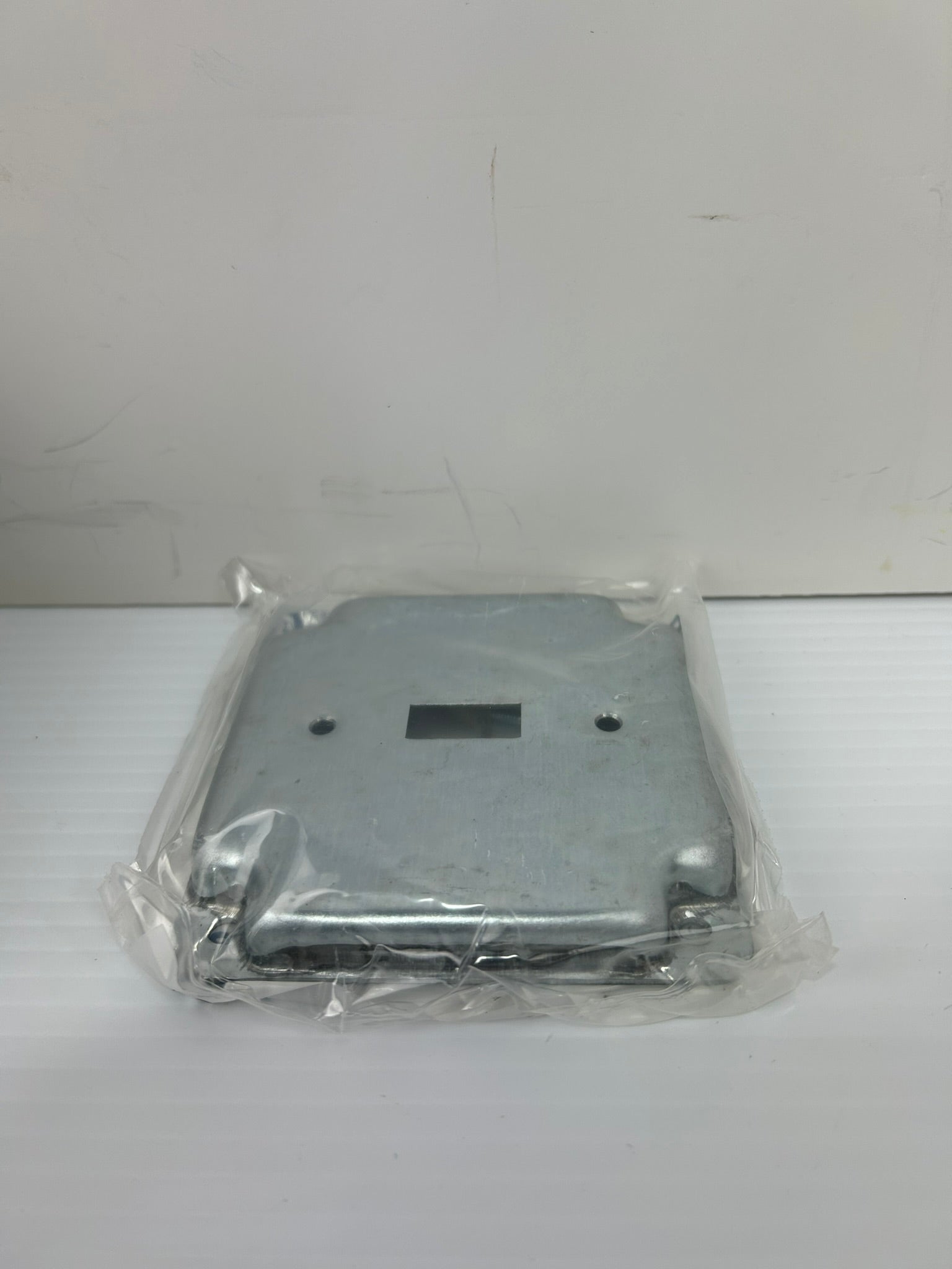 Raco Hubbell 800C Square Cover One Toggle Switch Plate 4" x 1/2" - Box of 10
