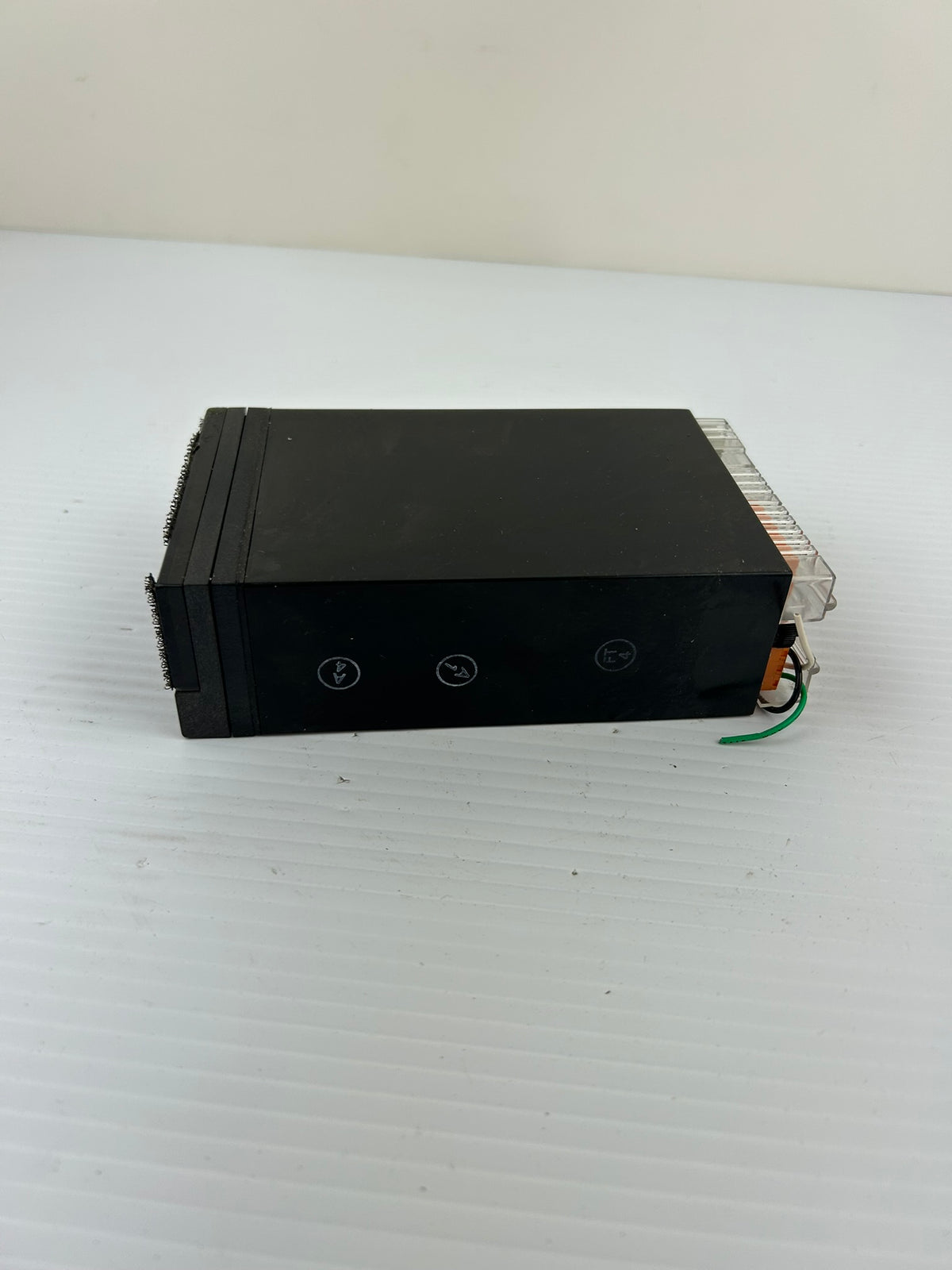 Newport P7000 Process Controller P70-1-2-1-0-R Digital Display RS232 RS485