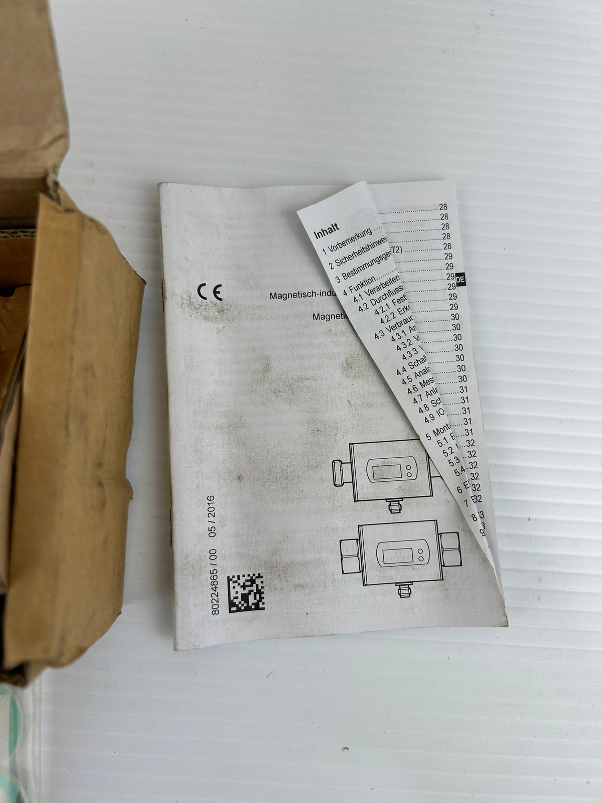 ifm SM8001 Electromagnetic Flow Meter Sensor 0-26.4 GPM 200mA 0-10VAC - NEW