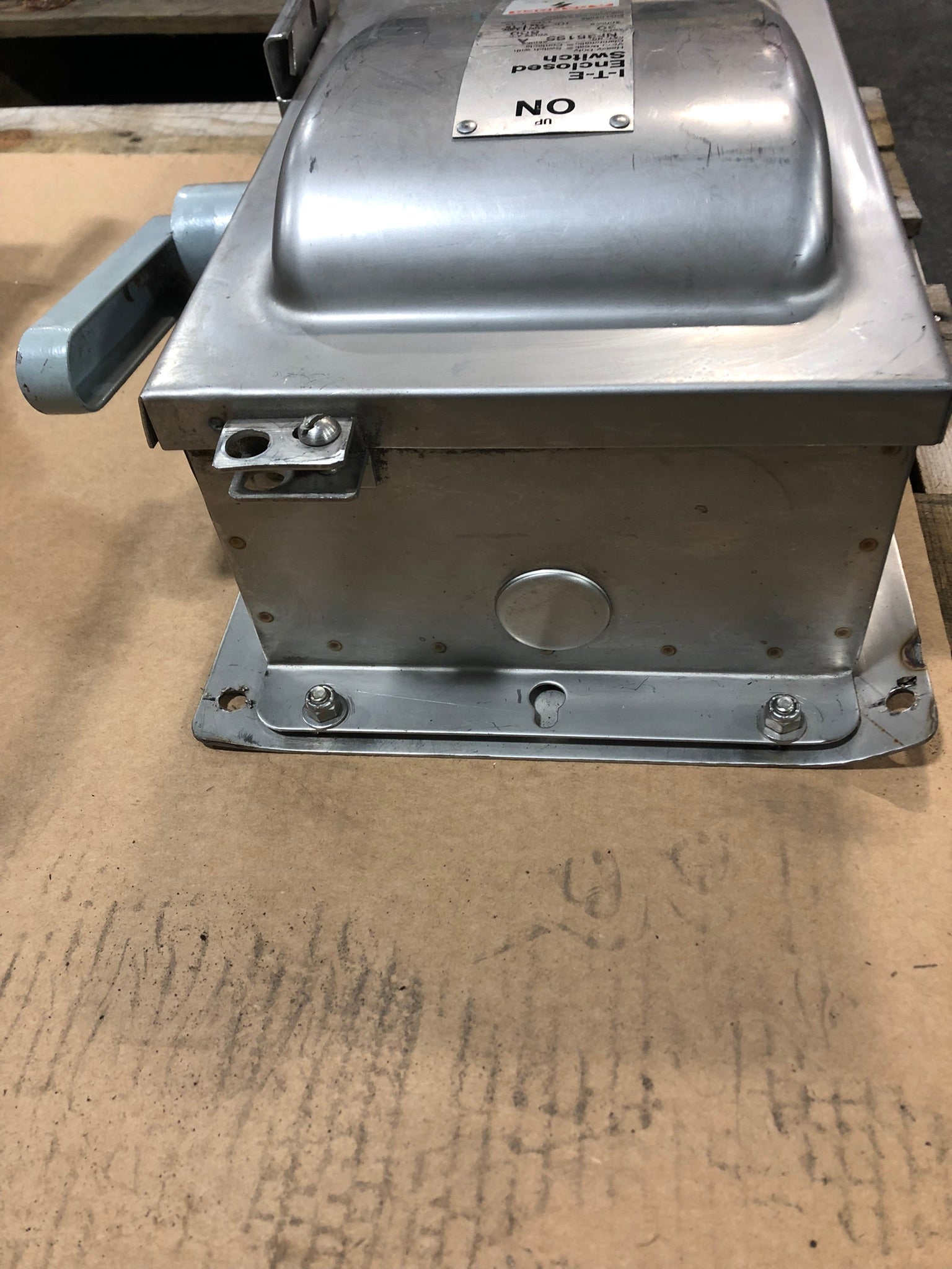 I-T-E NF351SS Enclosed Switch Series A 30A 600V 3 Phase 240/480V 7-1/2/15 HP
