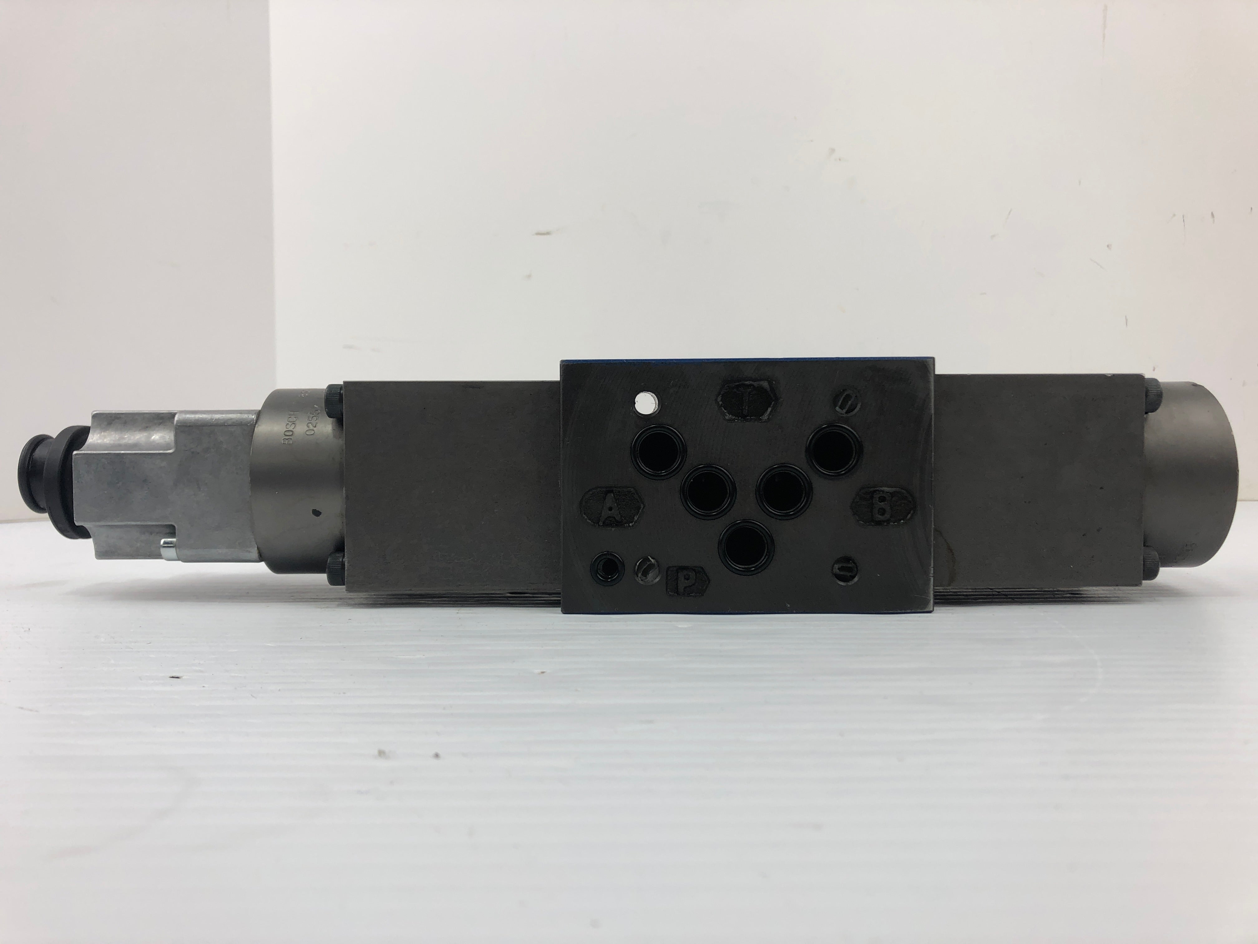 Bosch FD 98603 Pneumatic Selector Valve R978715905 315 bar