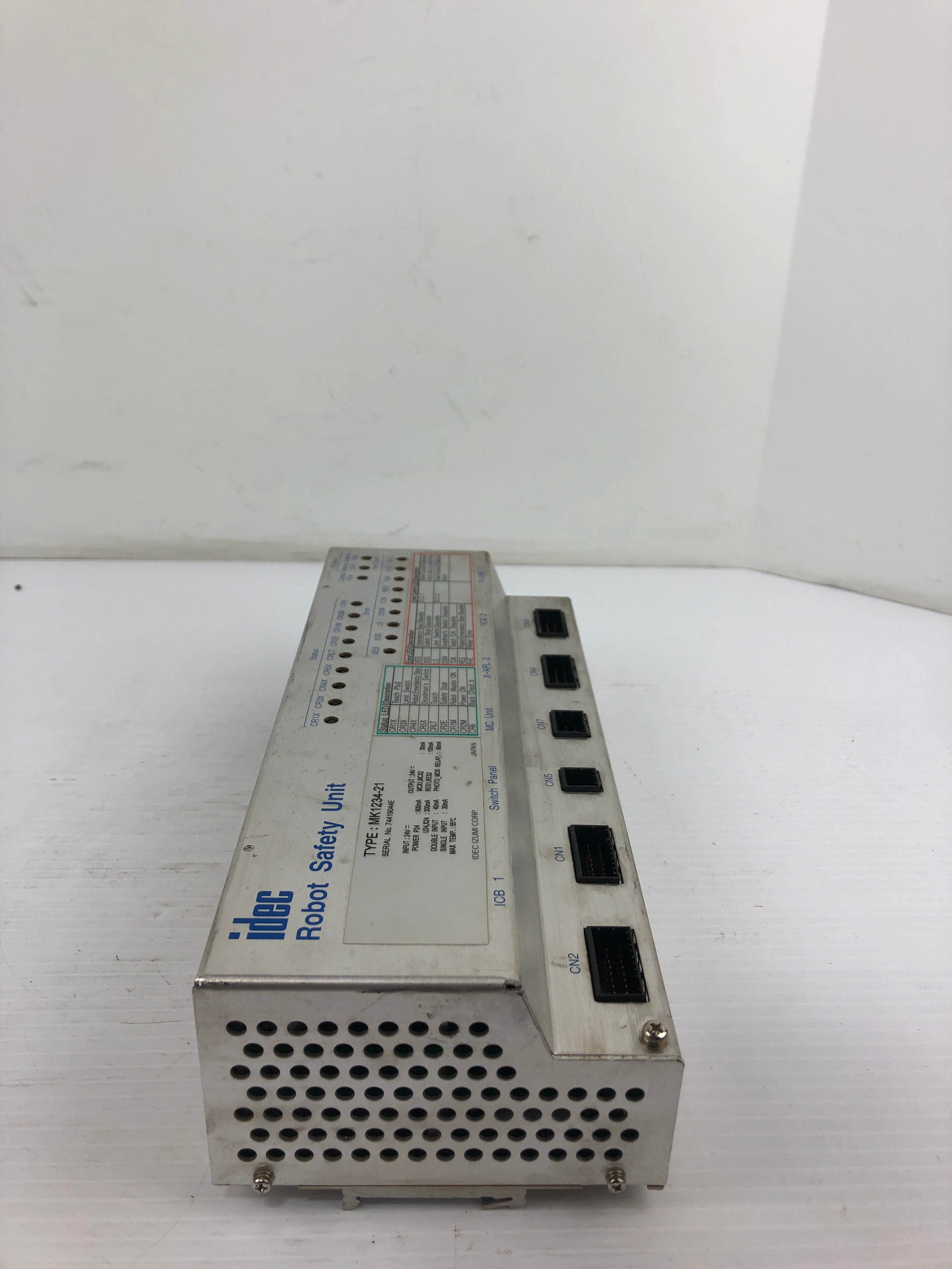 Idec MK1234-21 Robot Safety Unit 24V 30mA-900mA