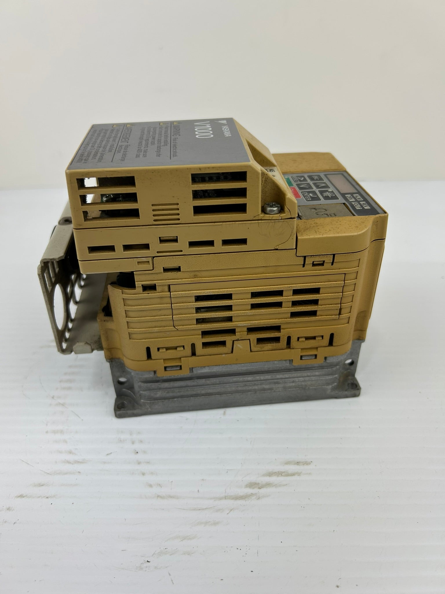 Yaskawa Electric CIMR-VU4A0002FAA AC Industrial Drive Rev A V1000