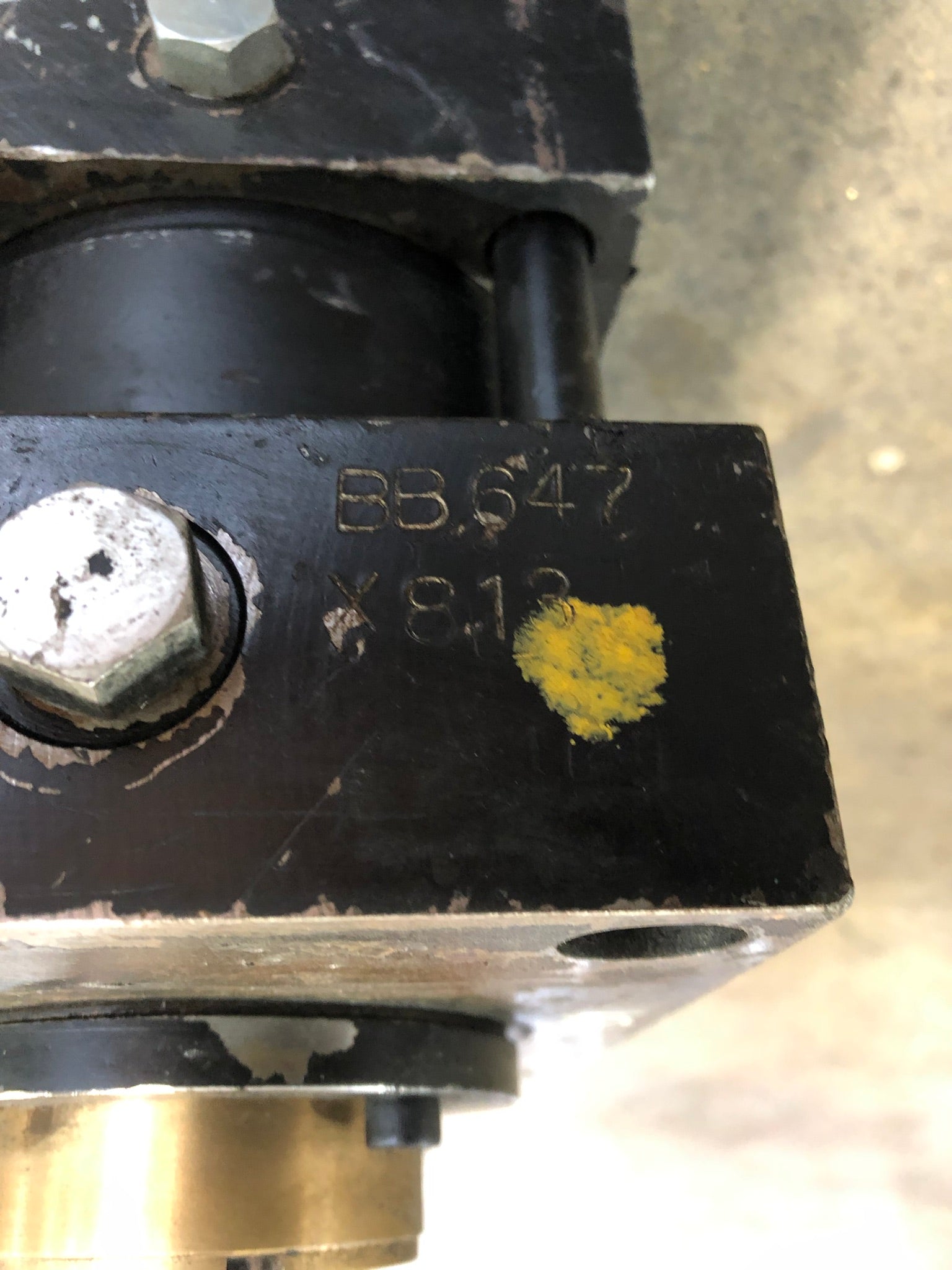Parker BB647 X8.13 CC400 Hydraulic Cylinder FF329652B