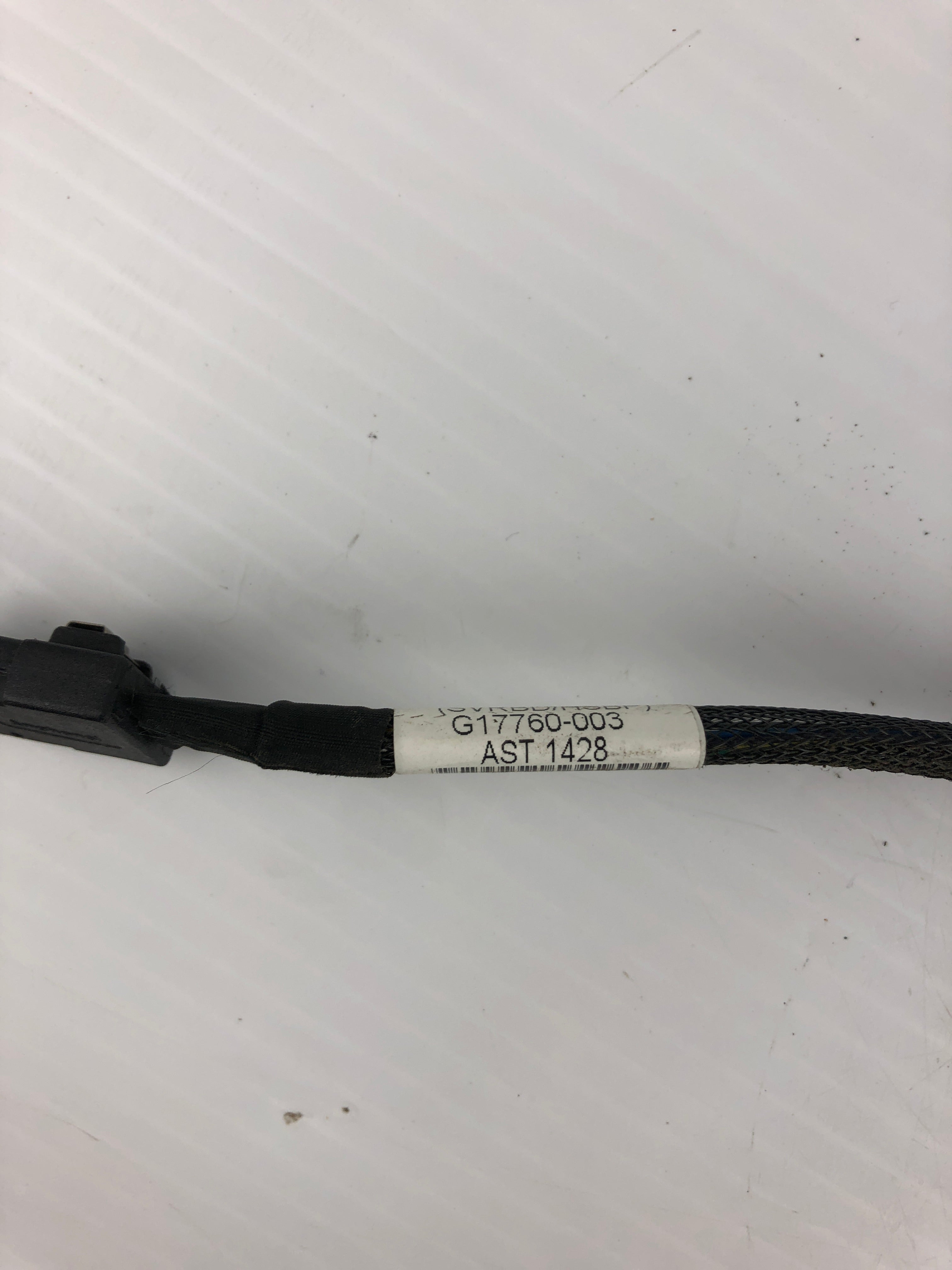 MiniSAS SVRBD/HSBP Power Cable G17760-003 AST 1428