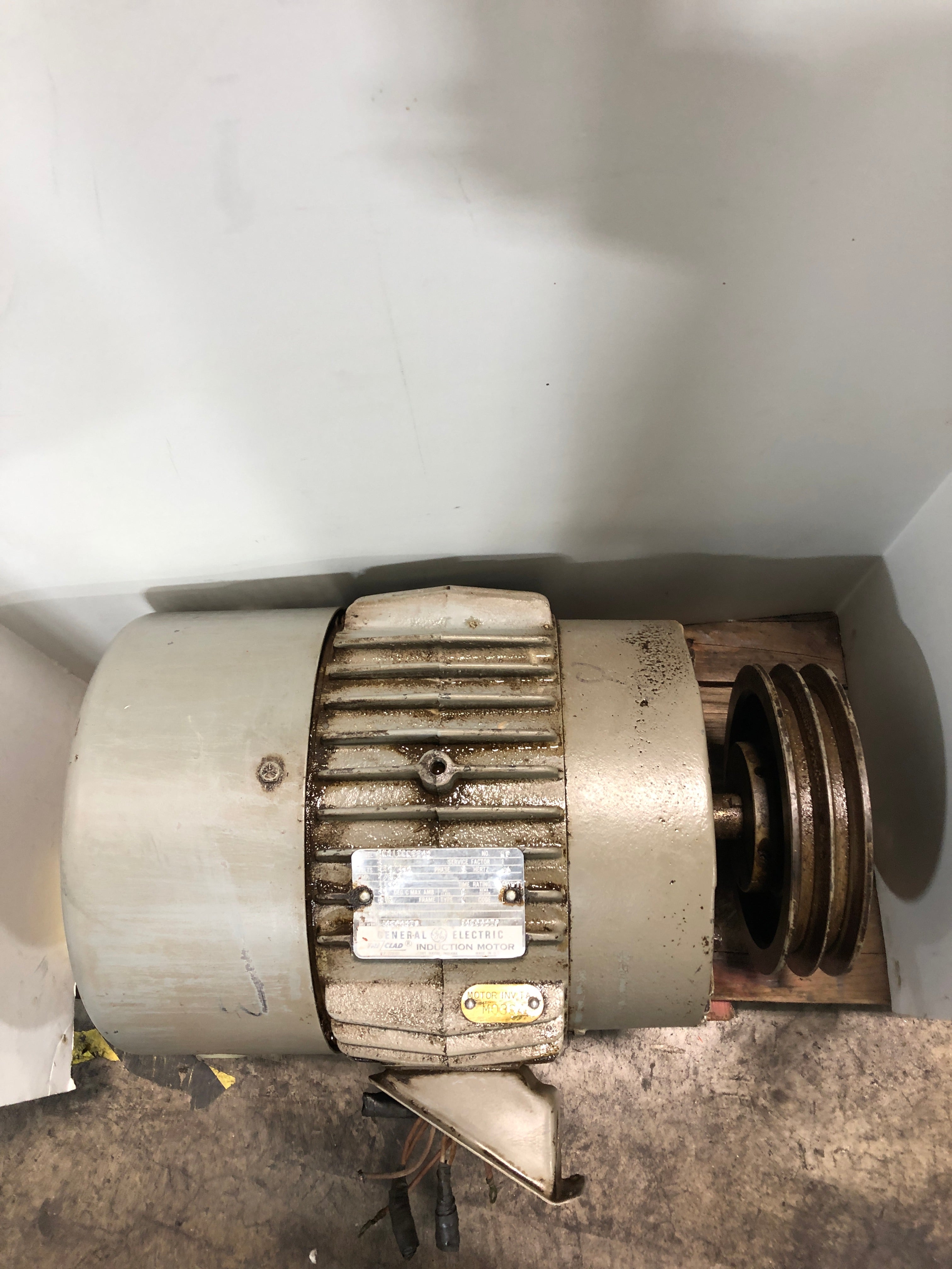 General Electric 5K213BK3302 Induction Motor 2HP 1160 RPM 3PH 213 Frame