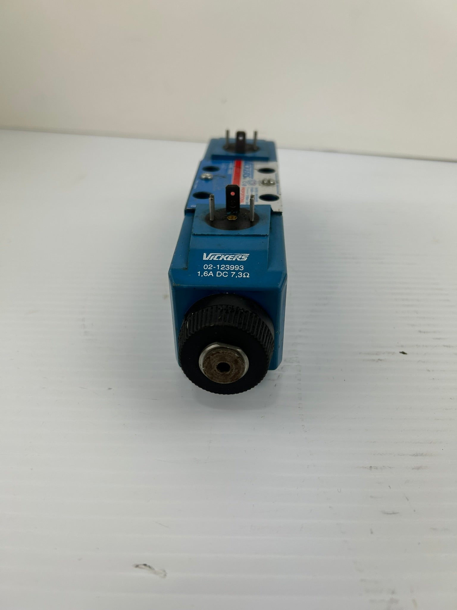 Vickers KDG4V 3 2C20N Z M U H7 60 Directional Control Valve 02-123993