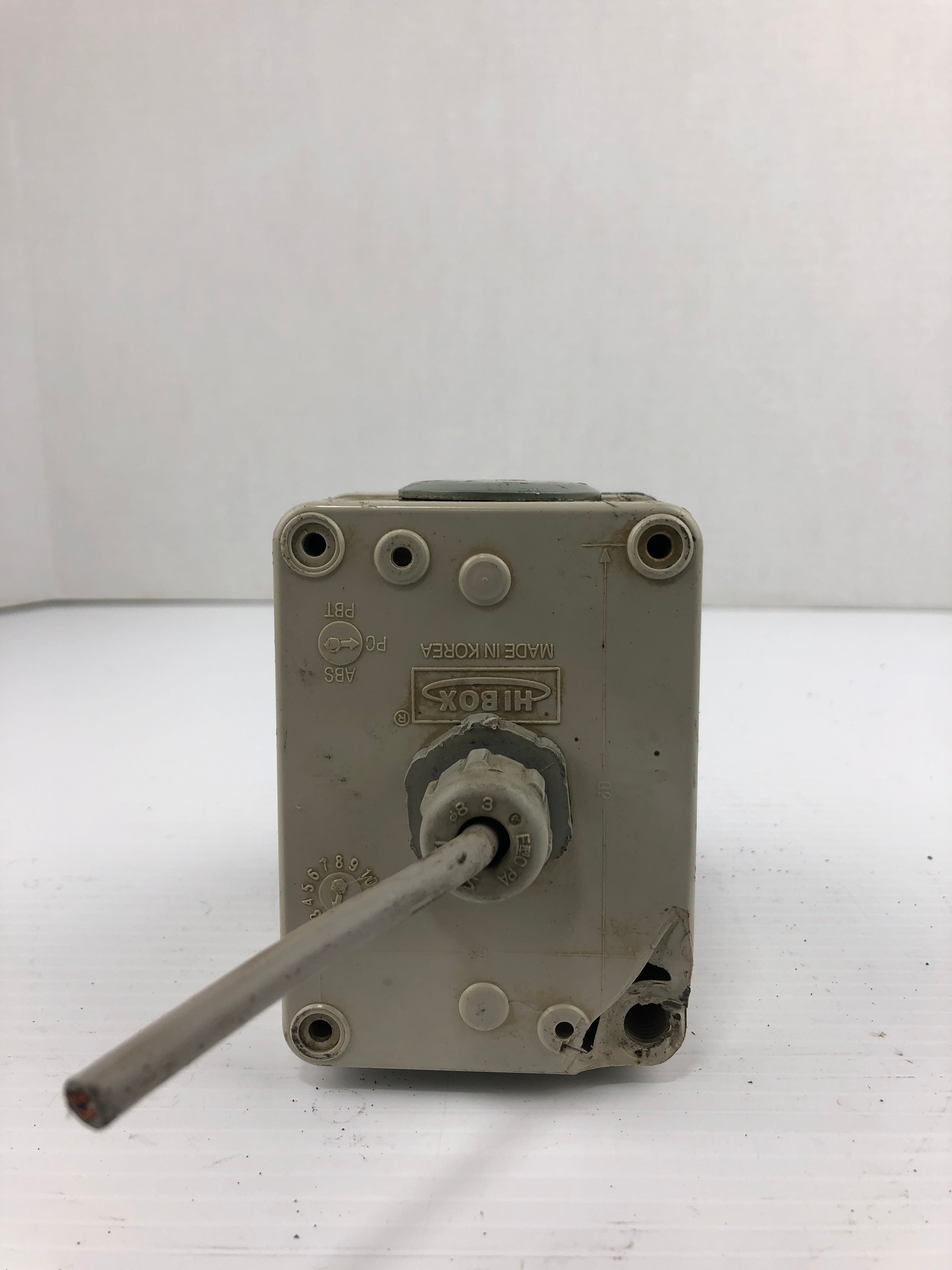 Fuji Electric AR30B2R Control Box with Push Button 250V 6A Black