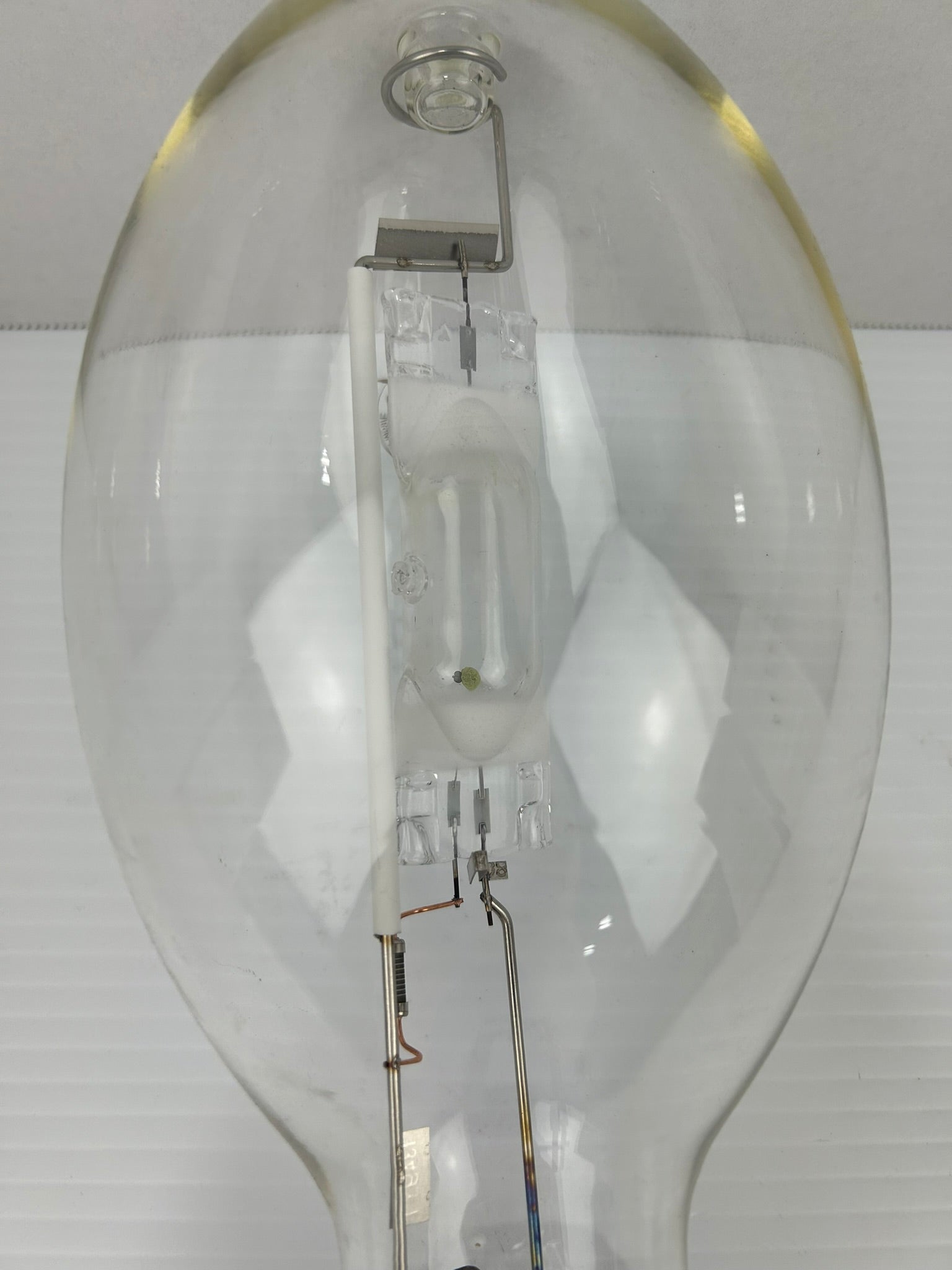 TCP ED37 Probe Start Metal Halide Lightbulb (Lot of 4)