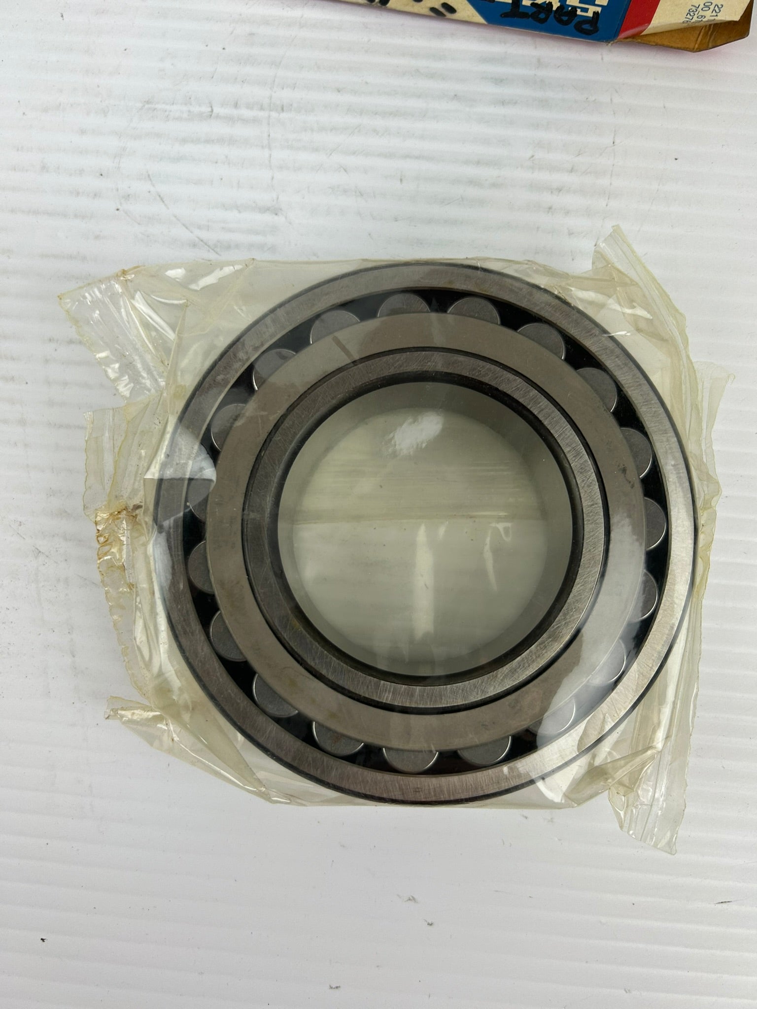 SKF 22213 E Spherical Roller Bearing 22213E