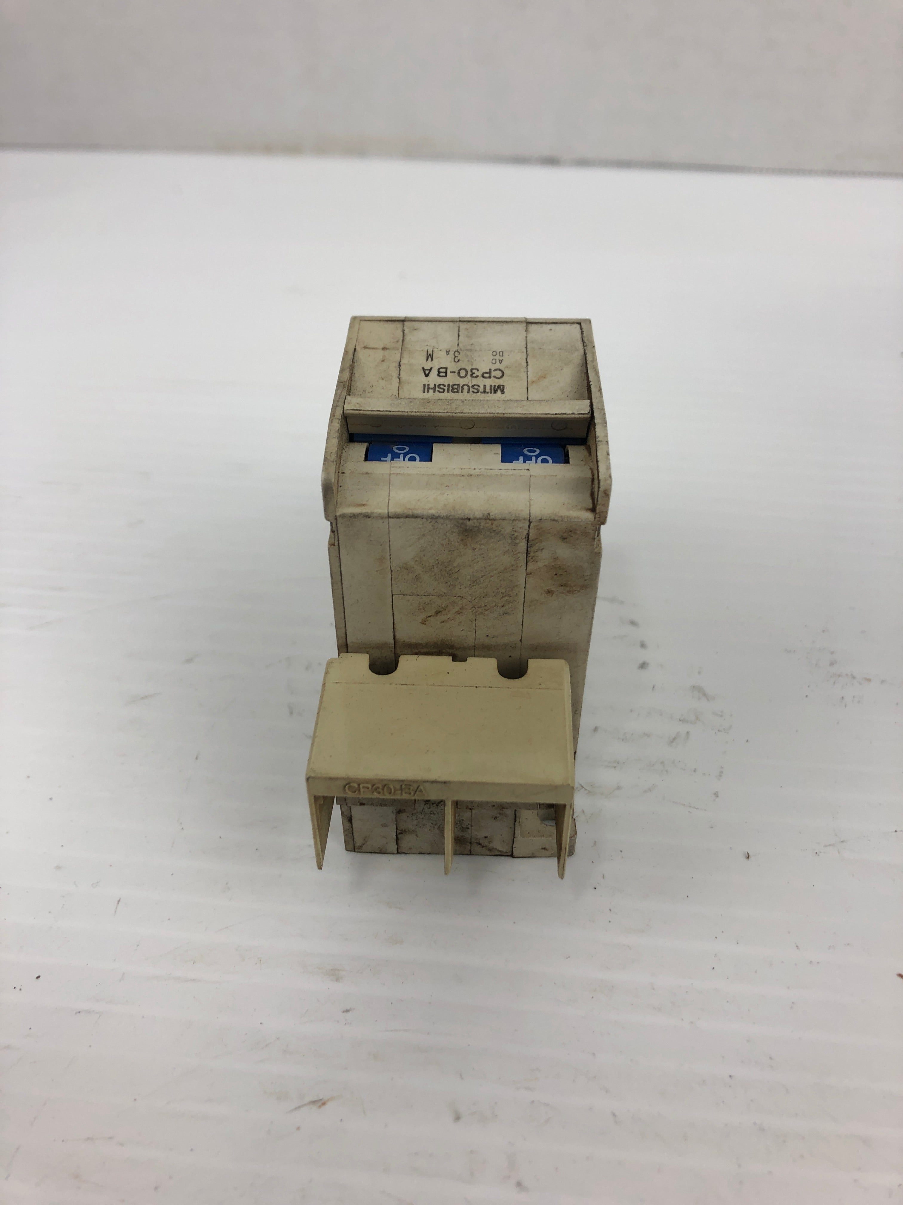 Mitsubishi Electric CP30-BA Circuit Protector 2 Pole 3A 220VAC 2.5kA 50/60 Hz