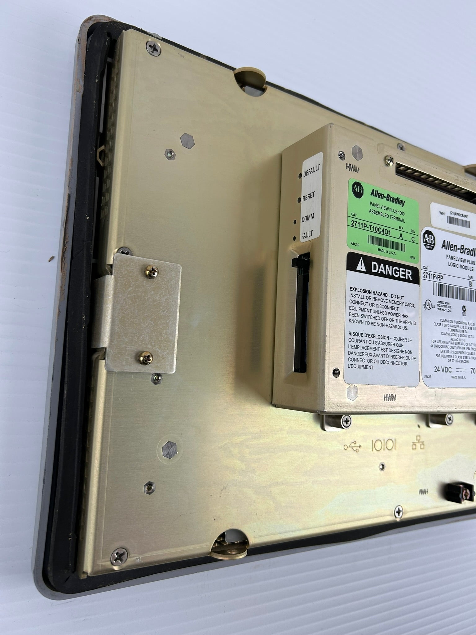Allen Bradley 2711P-T10C4D1 /A Panelview Plus 1000 Screen 2711P-RP Logic Module