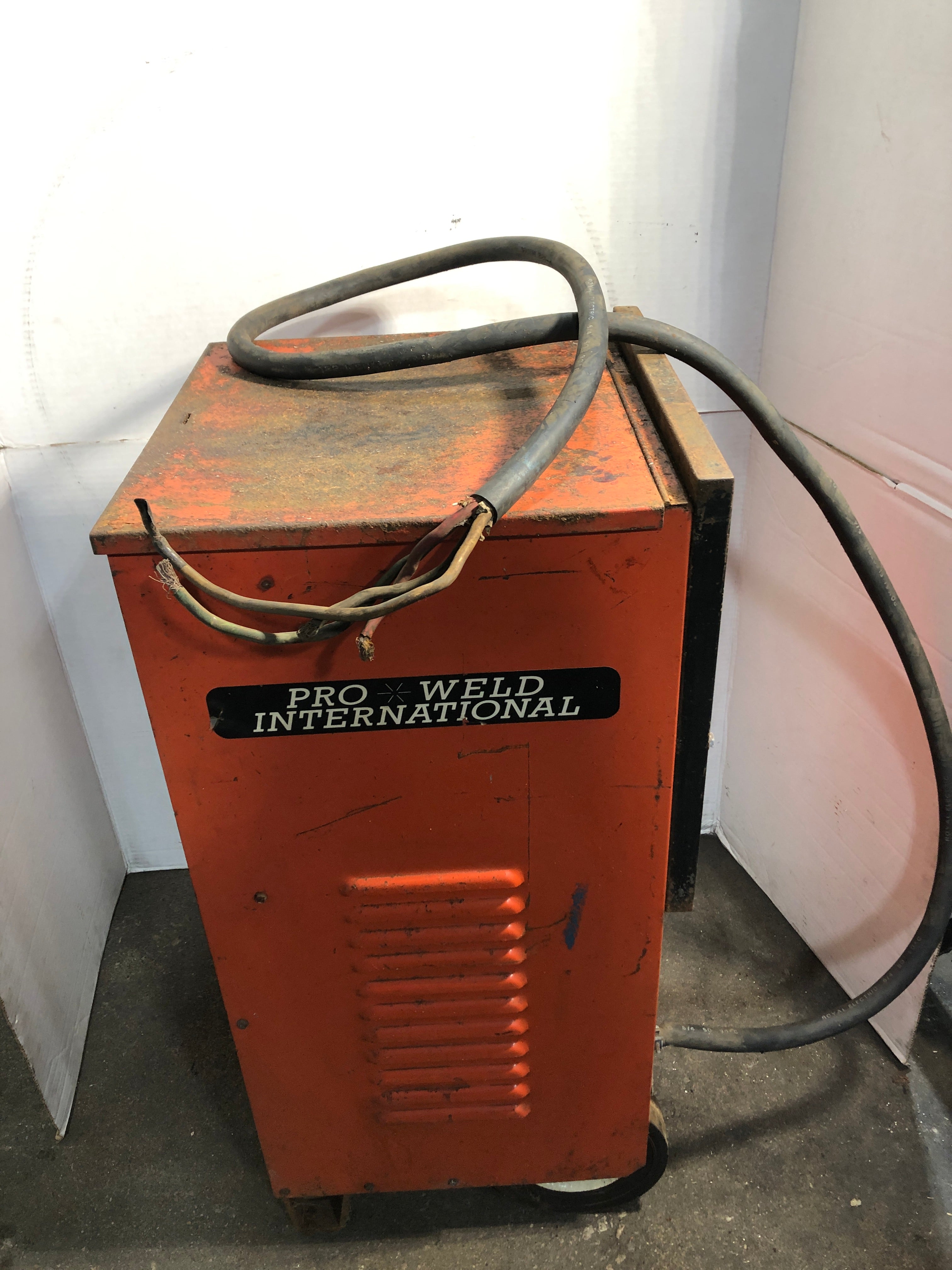 Pro Weld International ARC-500 Stud Welder 1930591 208-230-460V 100/100/50A 1PH