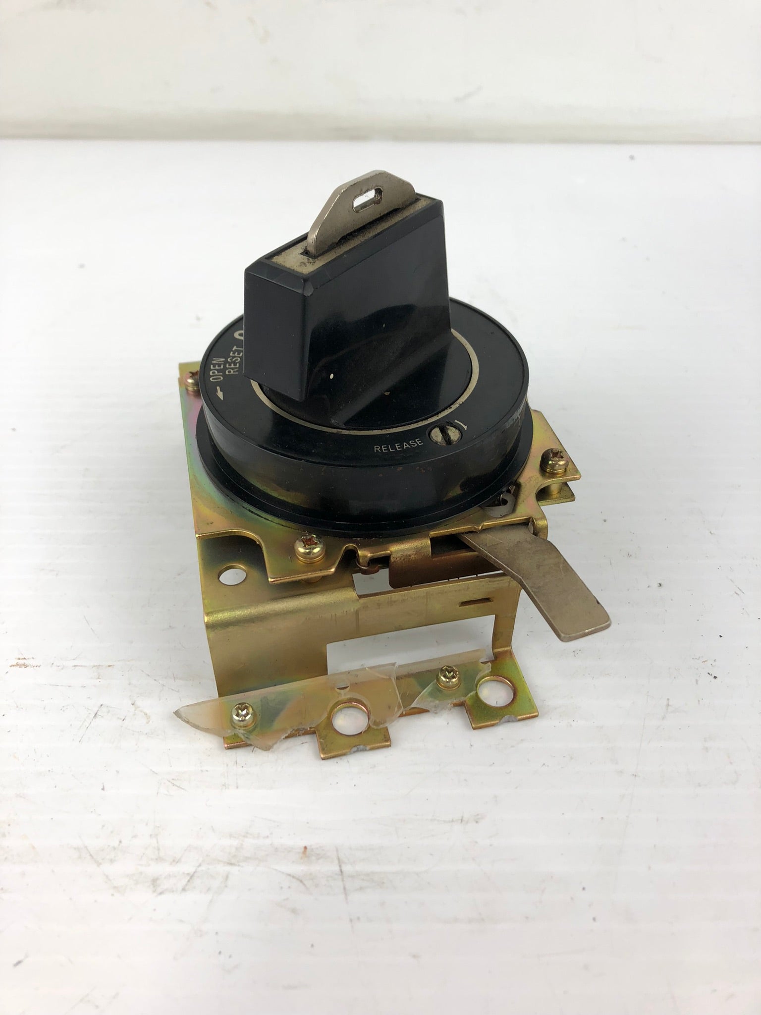 Fuji Electric N-13A-Q-00905 On/Off Release Switch