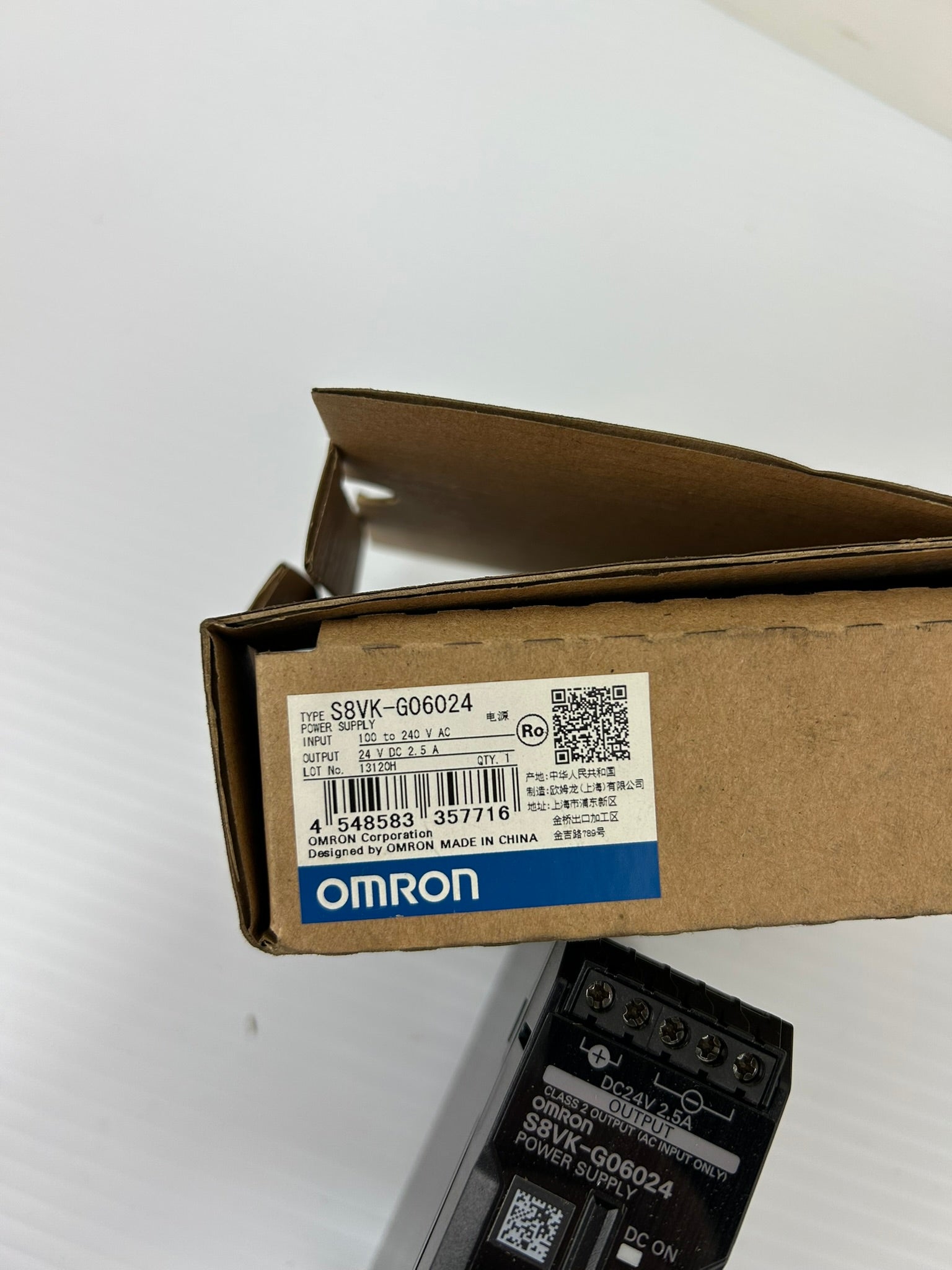 Omron S8VK-G06024 DIN Rail Power Supply 24VDC 2.5A 60W 100-240VAC