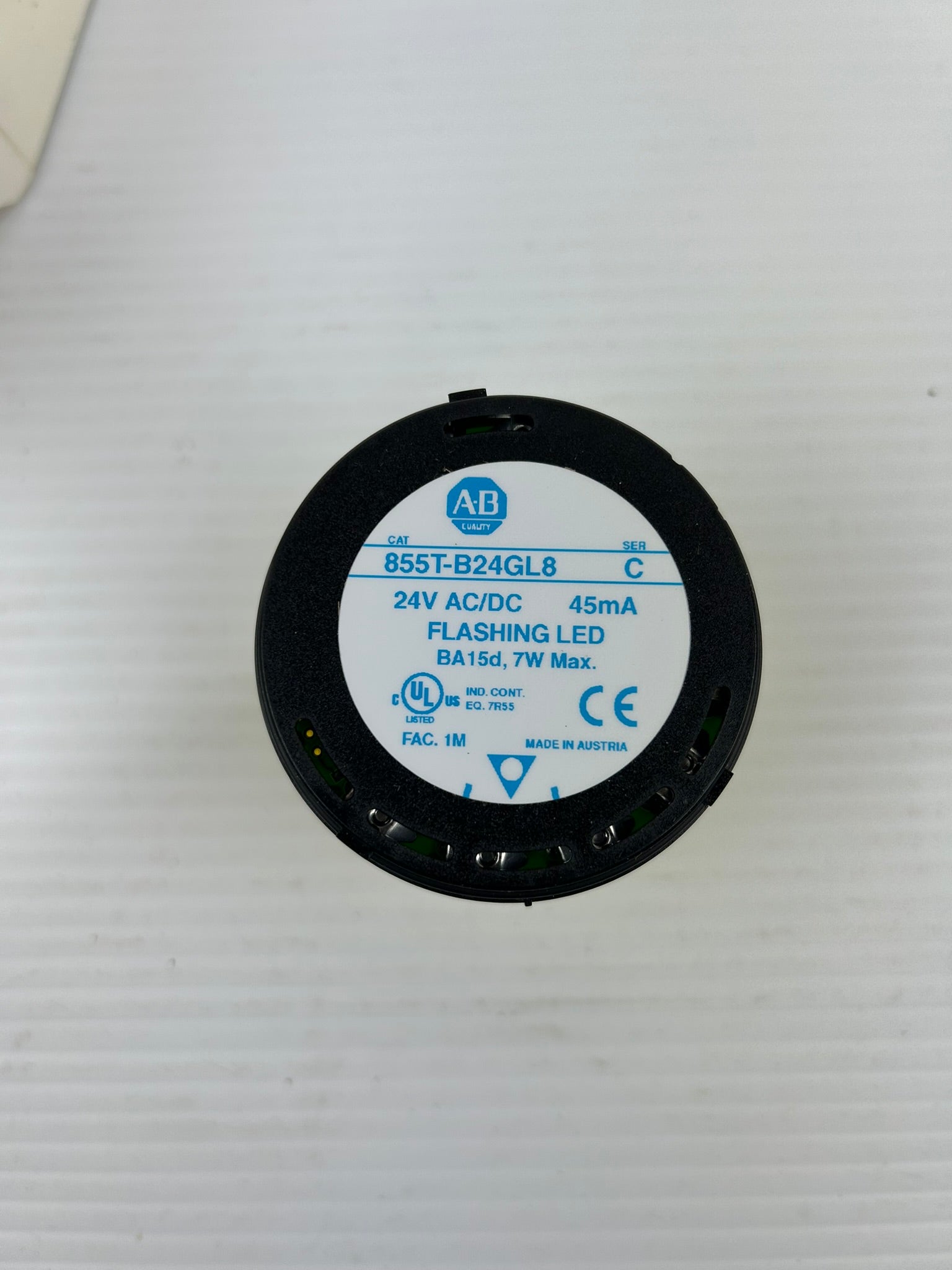 Allen Bradley 855T-B24GL8 LED Stack Yellow Light Series C 24V