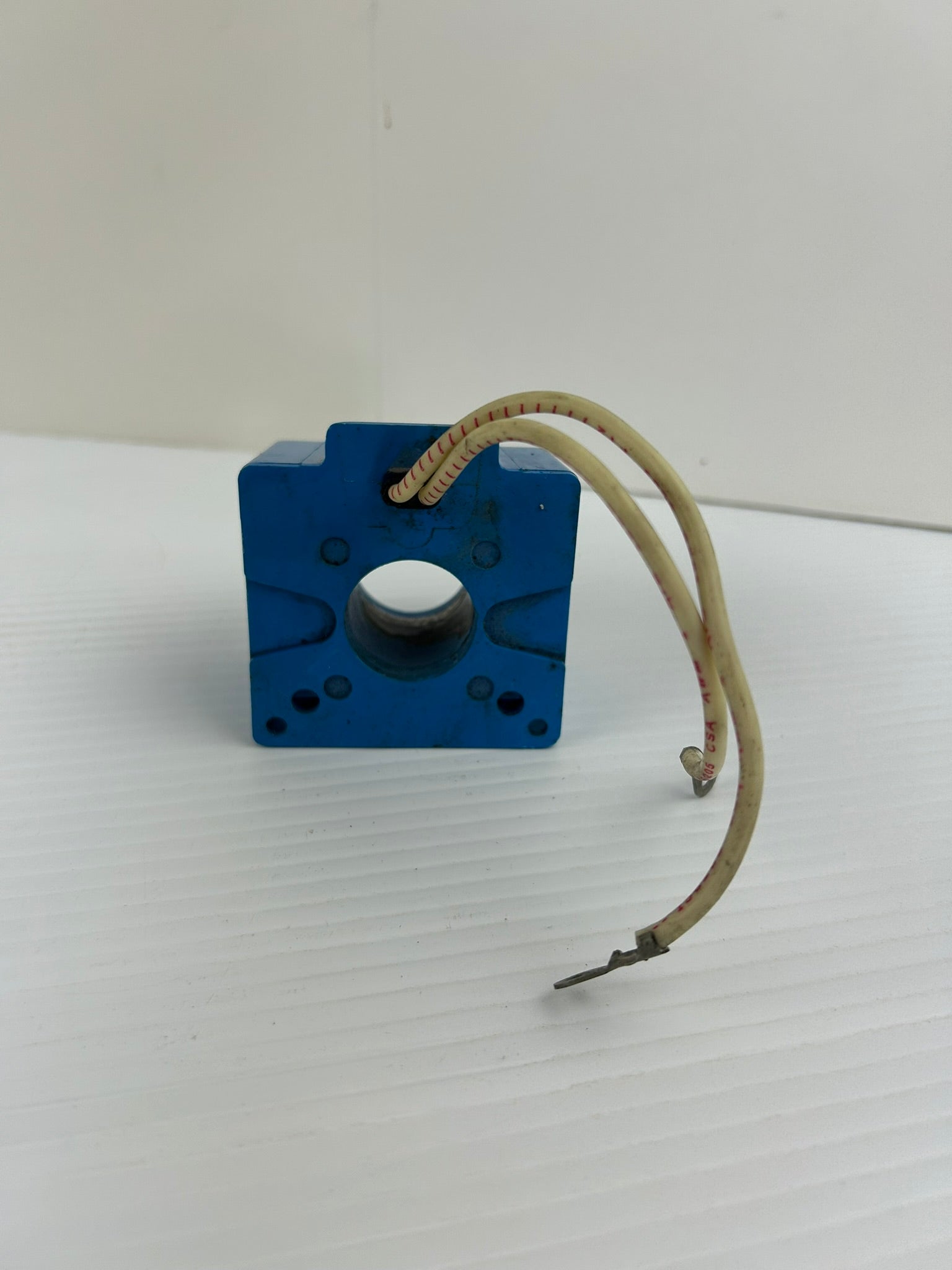 Vickers Eaton 868983 Solenoid Valve Coil 220/240VAC 50/60Hz F Leads Hydraulic