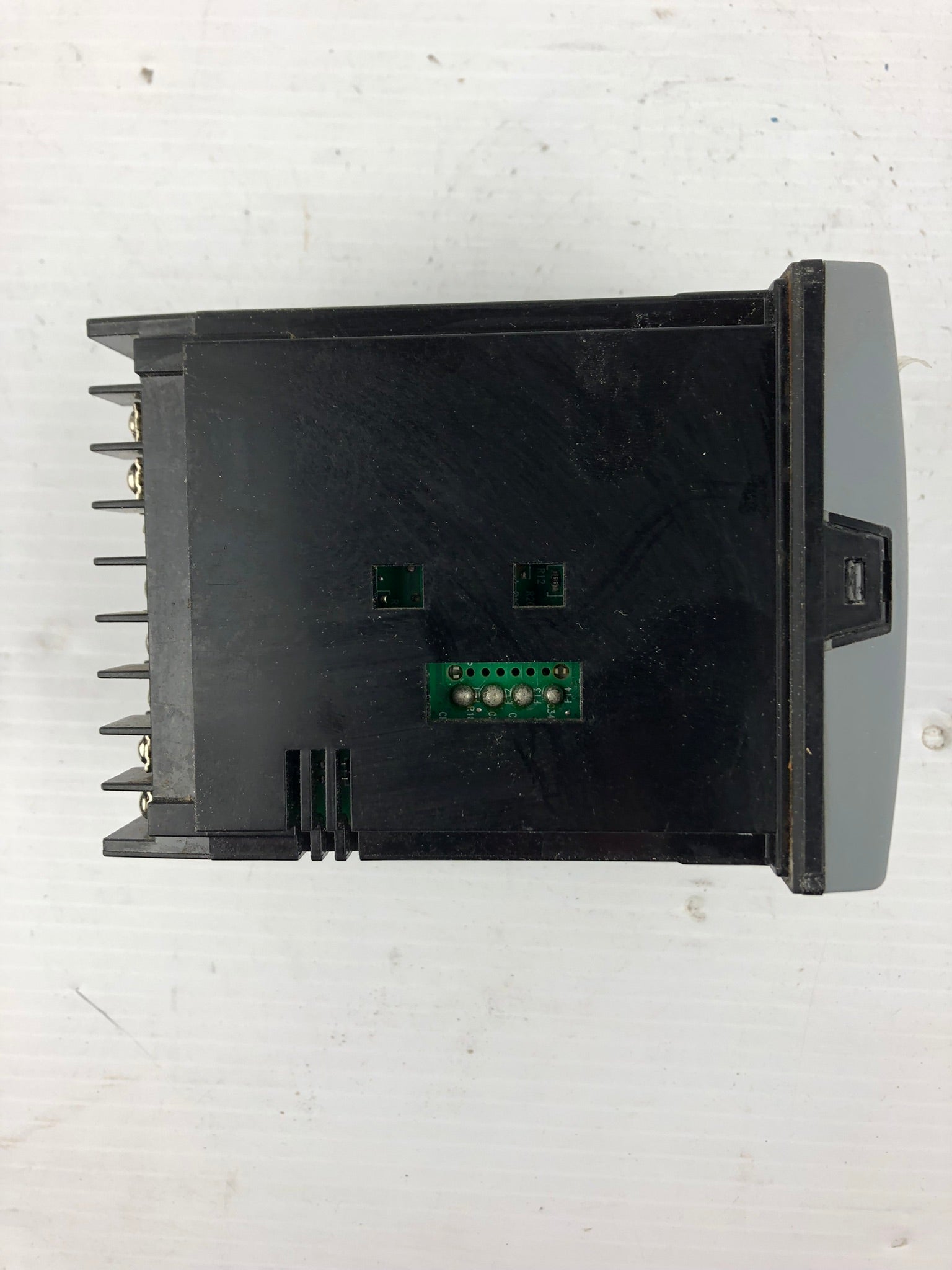Honeywell DC2500-EE-0L00-200-10000-00-0 Temperature Controller