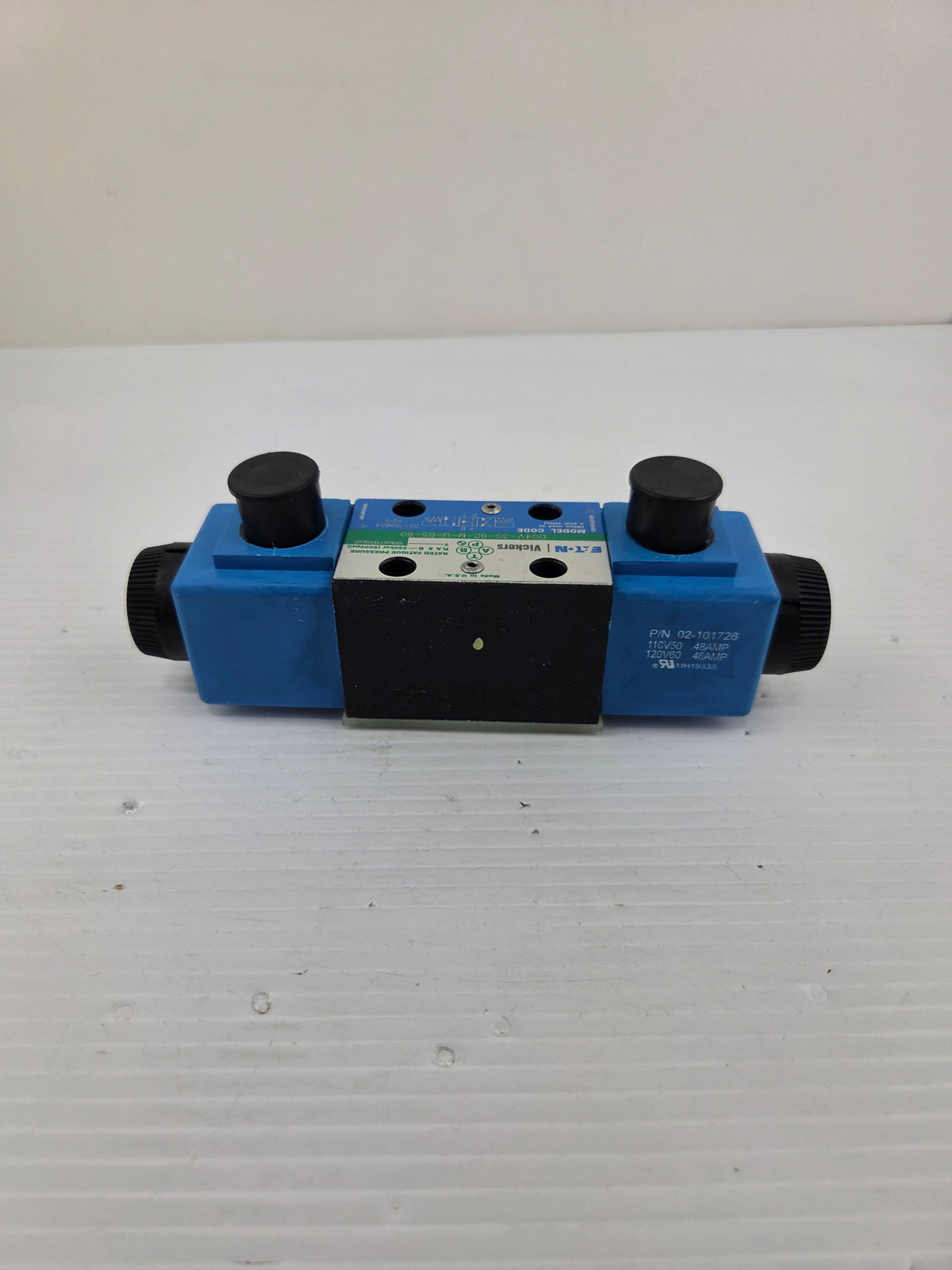 Eaton Vickers DG4V-3S-6C-M-U-B5-60 Hydraulic Directional Valve 350bar 5000 PSI