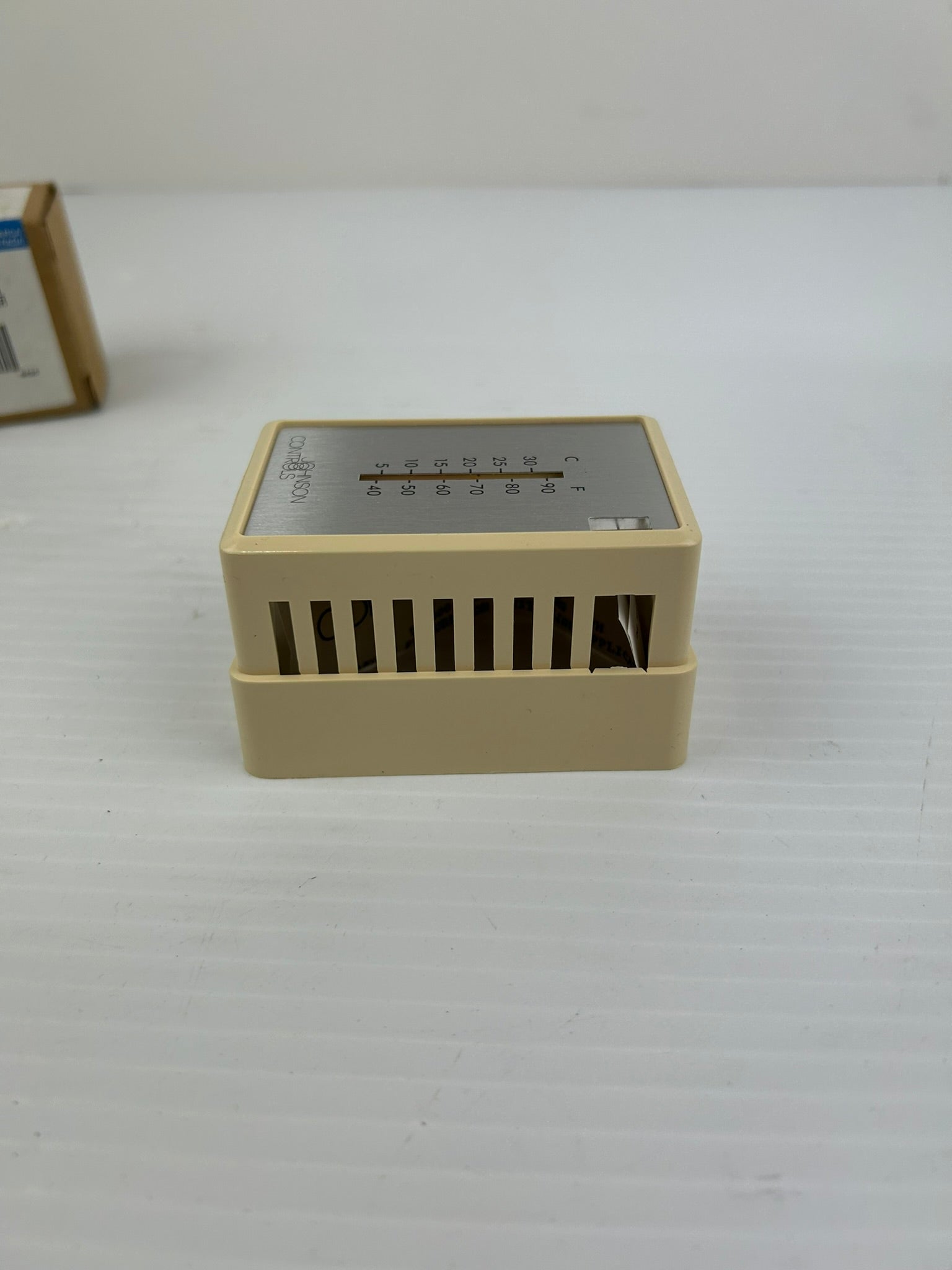Johnson Controls T-4000-2146 Thermostat Cover Beige Plastic Vertical