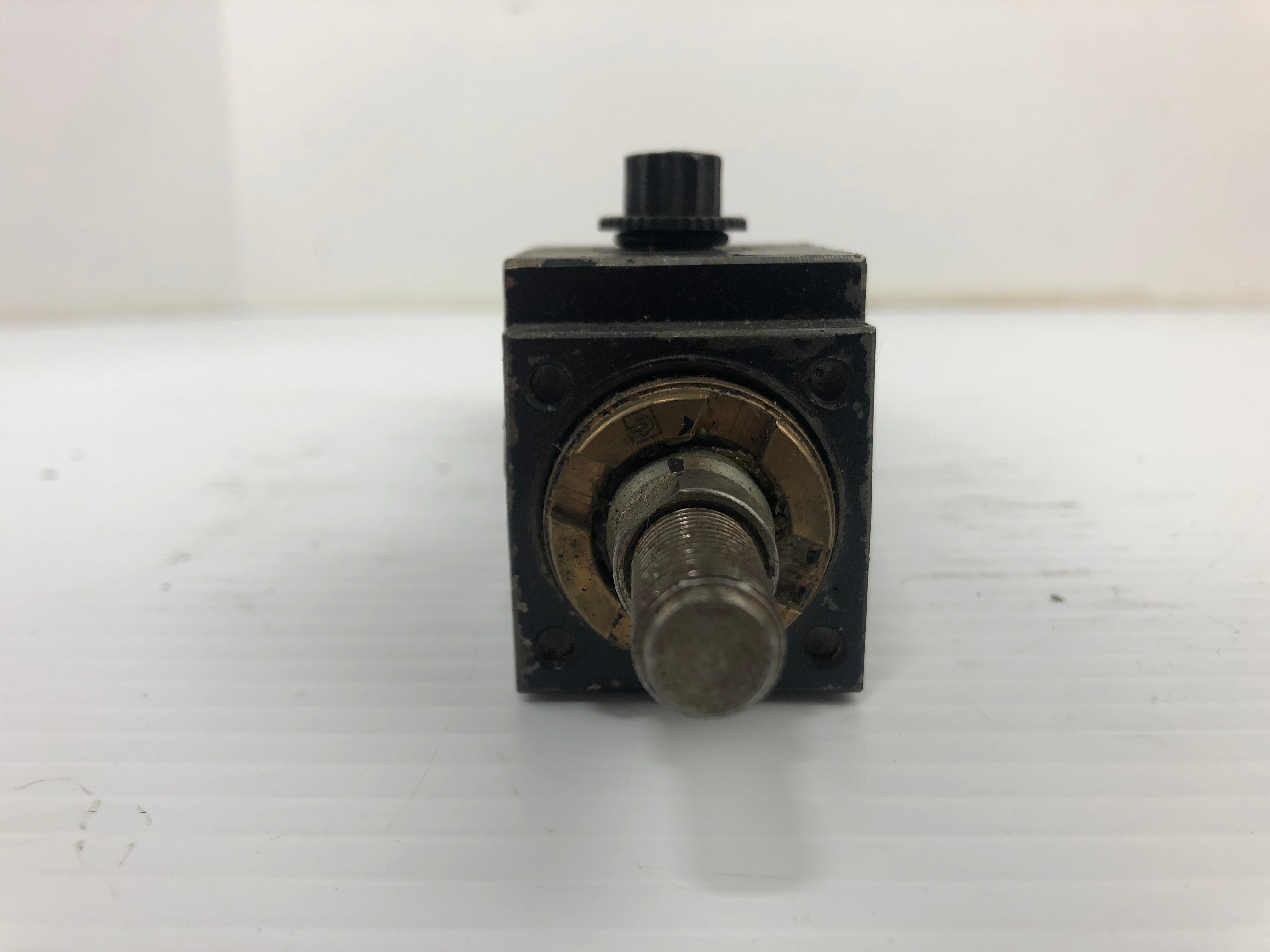Fleetwood Goldco 300084 Pneumatic Cylinder 250 PSI
