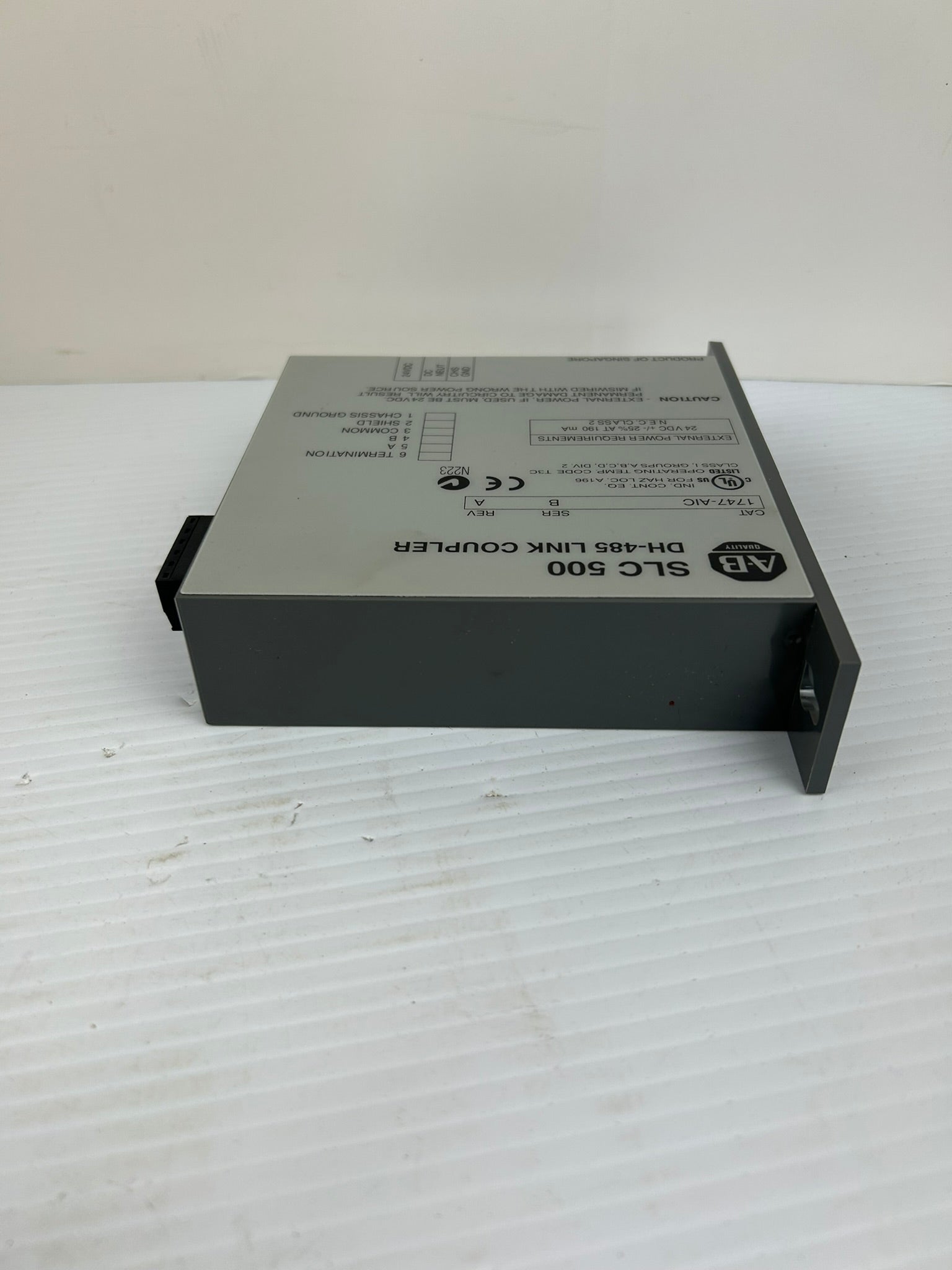 Allen Bradley 1747-AIC Accessory DH-485 Link Coupler Module Ser B Rev A - USA