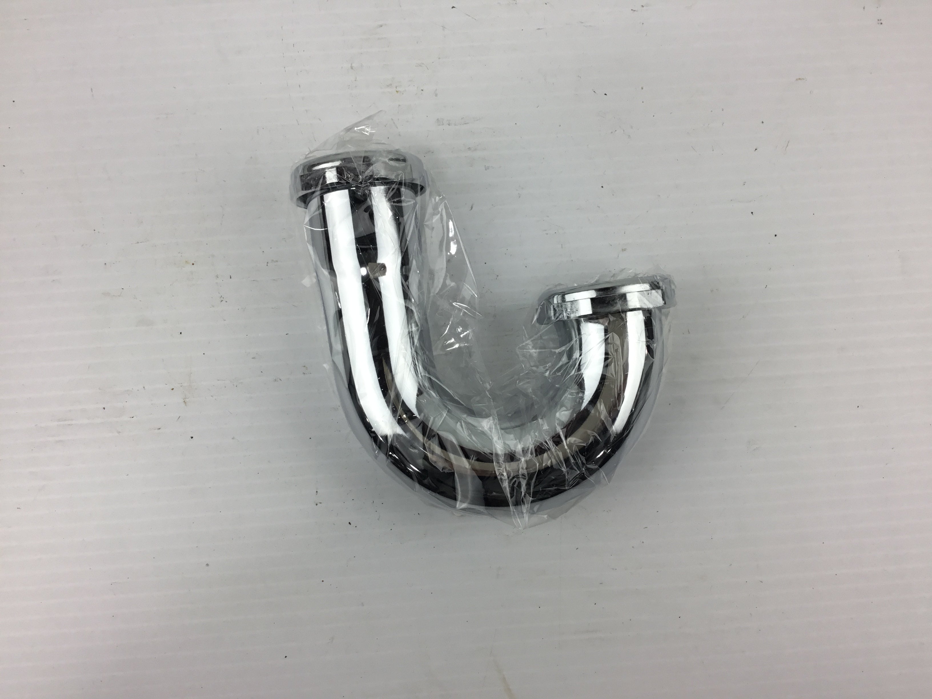 Pipe Wall Mount P-Trap 1PNL1 1-1/2"
