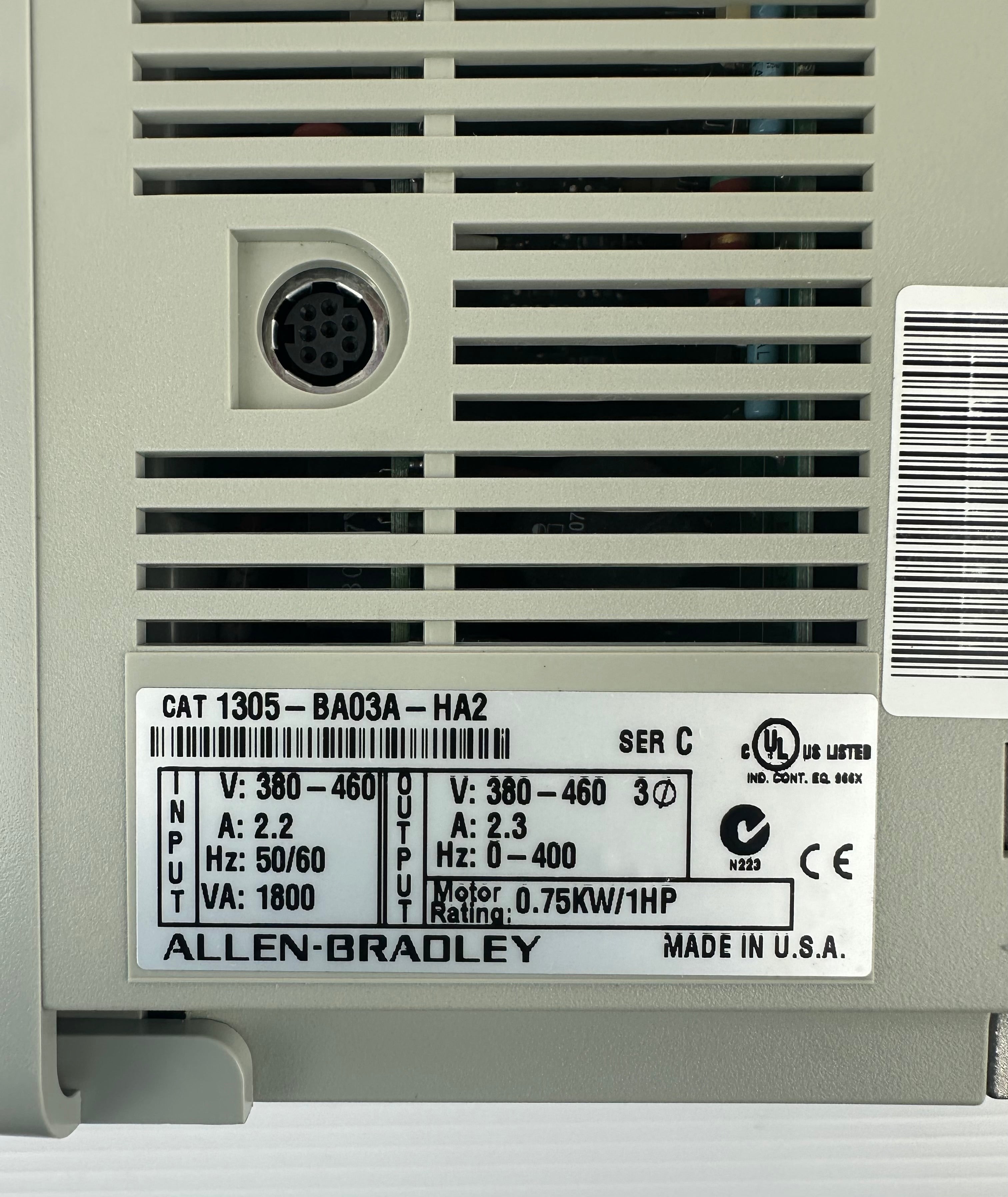 Allen Bradley AC Drive 1305-BA03A-HA2 1 HP 380-460 V