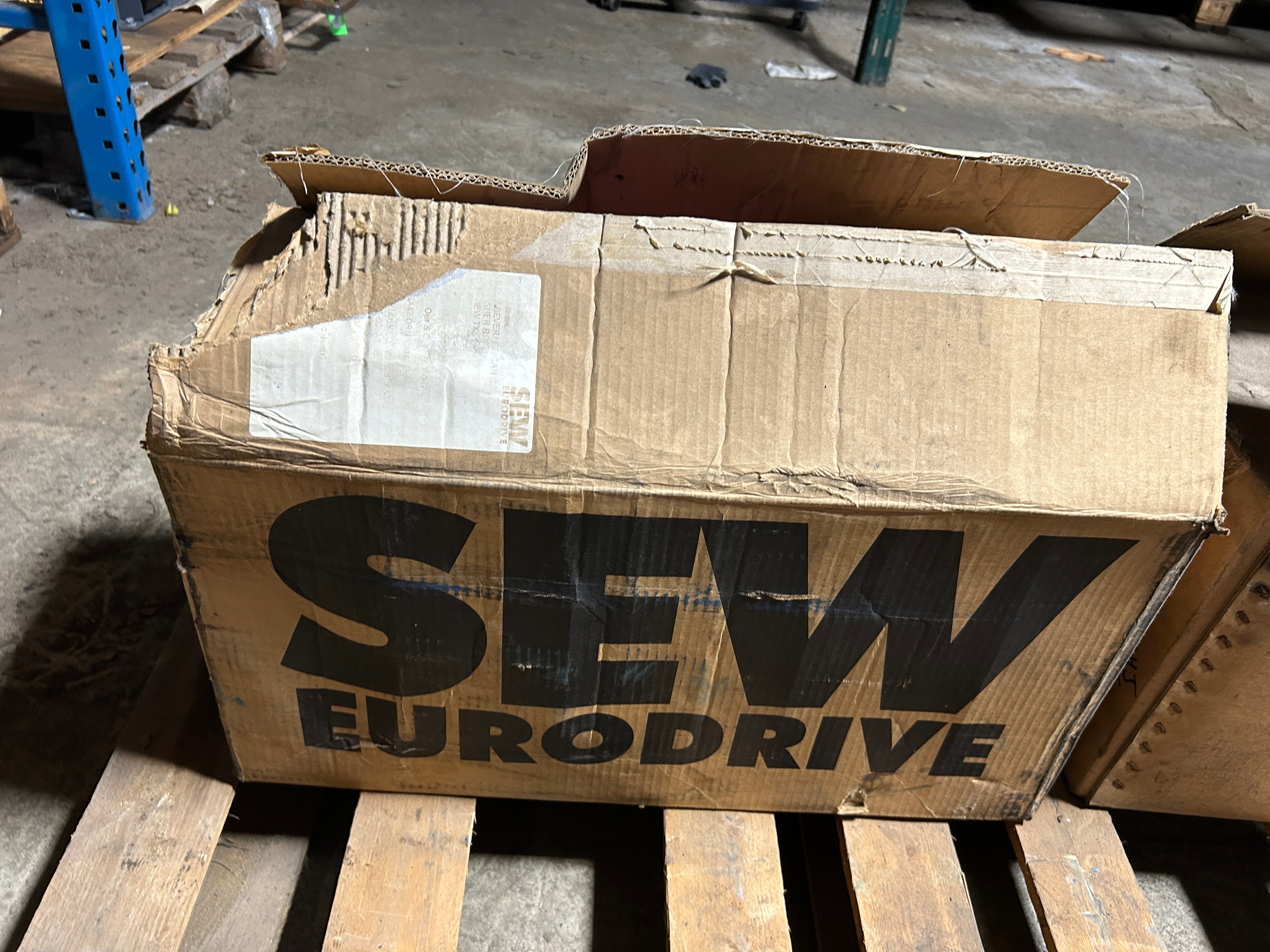 SEW Eurodrive SA47DRN80M4 Gearmotor 1751 RPM 1370 Ma Max Lb-In