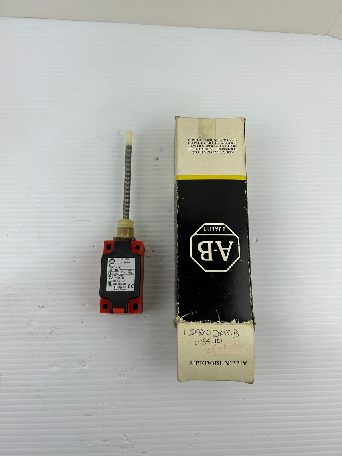 Allen Bradley 802A-C29P3-S7 Limit Switch Bulletin 802A Series A IP65 10A 500V