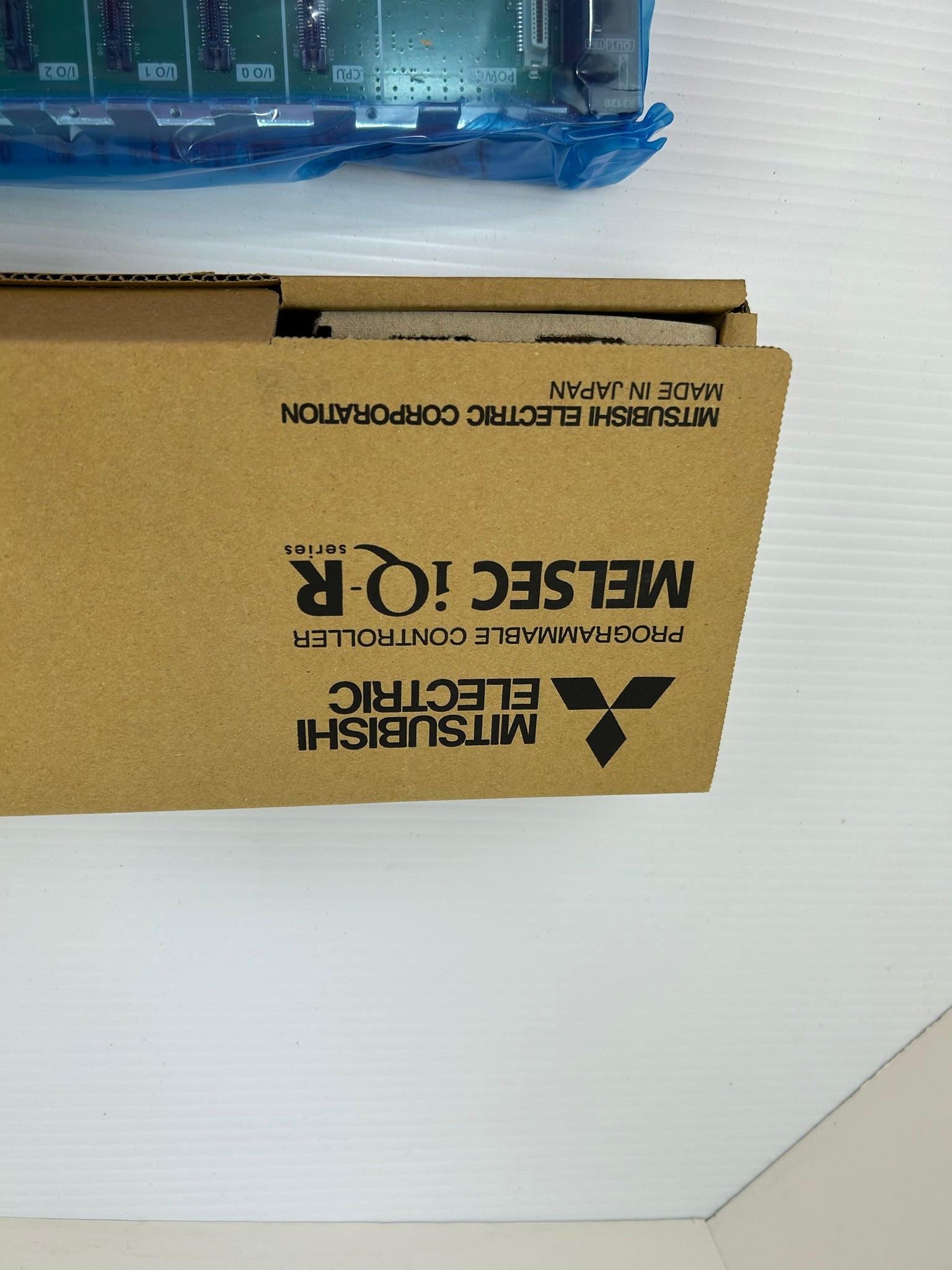 Mitsubishi R312B MELSEC iQ-R PLC 12-Slot Base Unit Rack Chassis