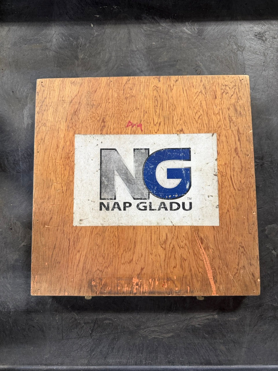 NAP GLADU D90-0597 Industrial Saw Blade 11-1/2" Diameter 3-1/4" Bore w/ Case