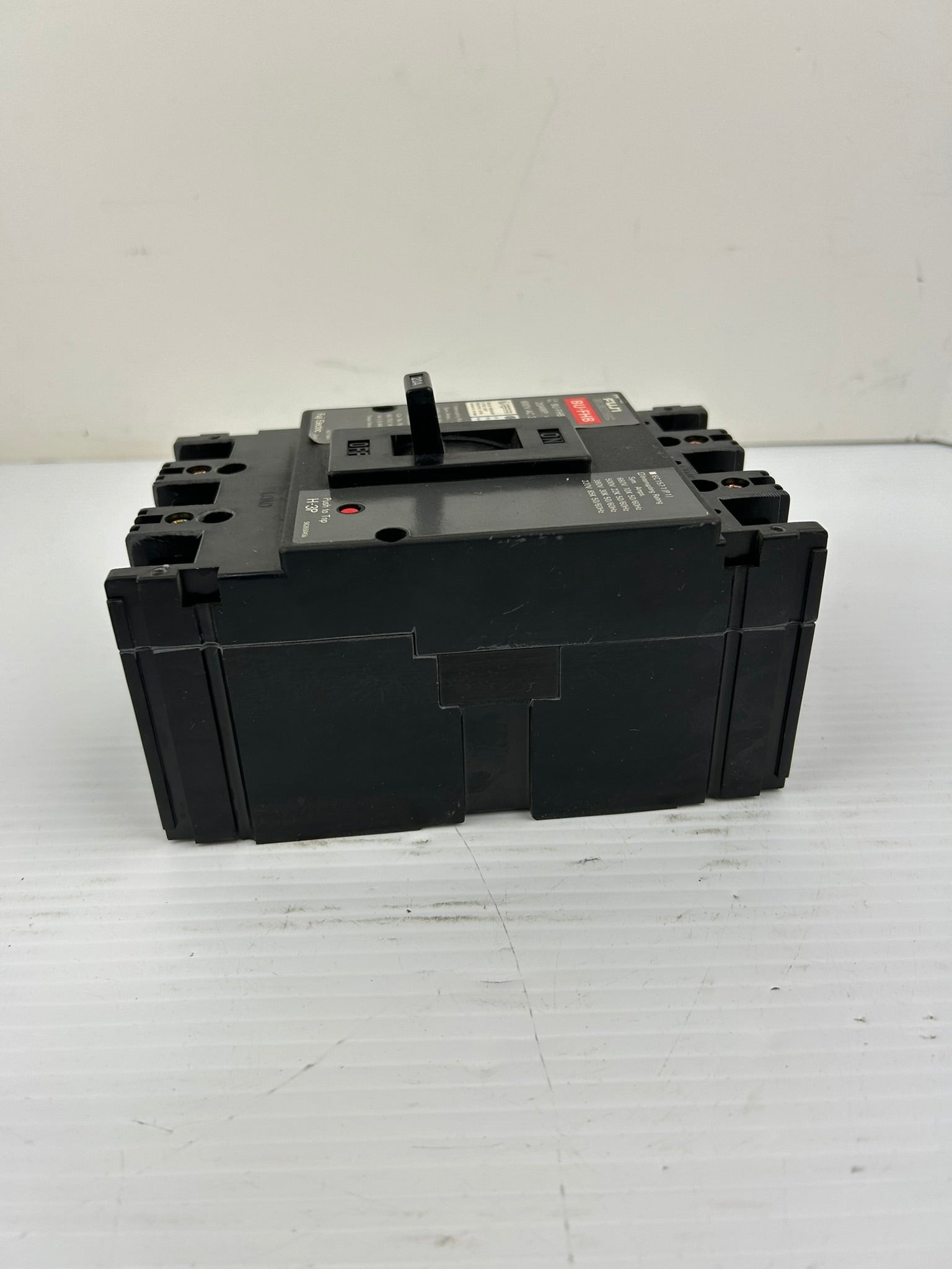 Fuji Electric BU-FHB3020 Circuit Breaker 20 Amp 600VAC 3 Pole