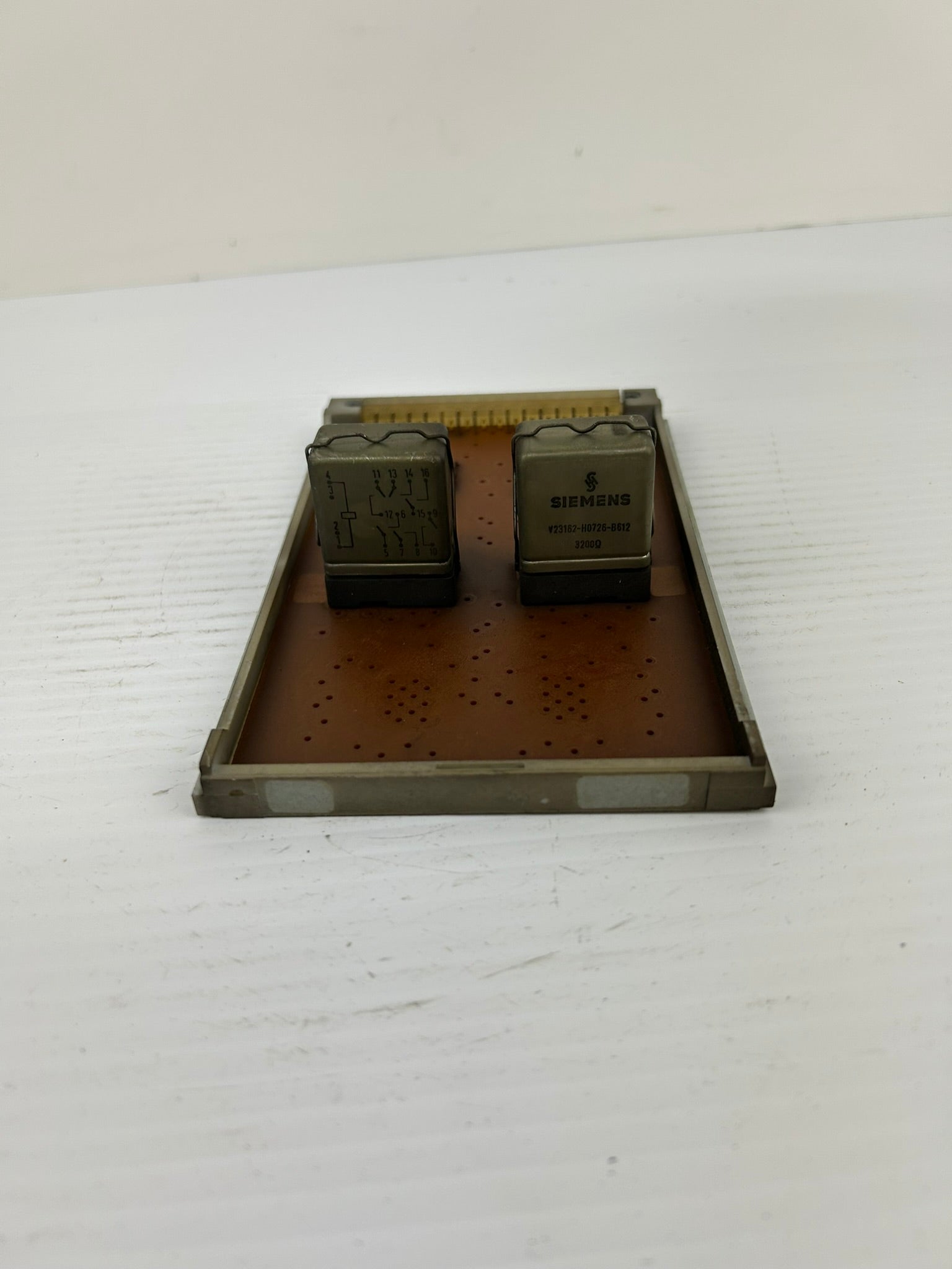 Barmag Electronic Circuit Board E110/00 with 2 Relays E110-00