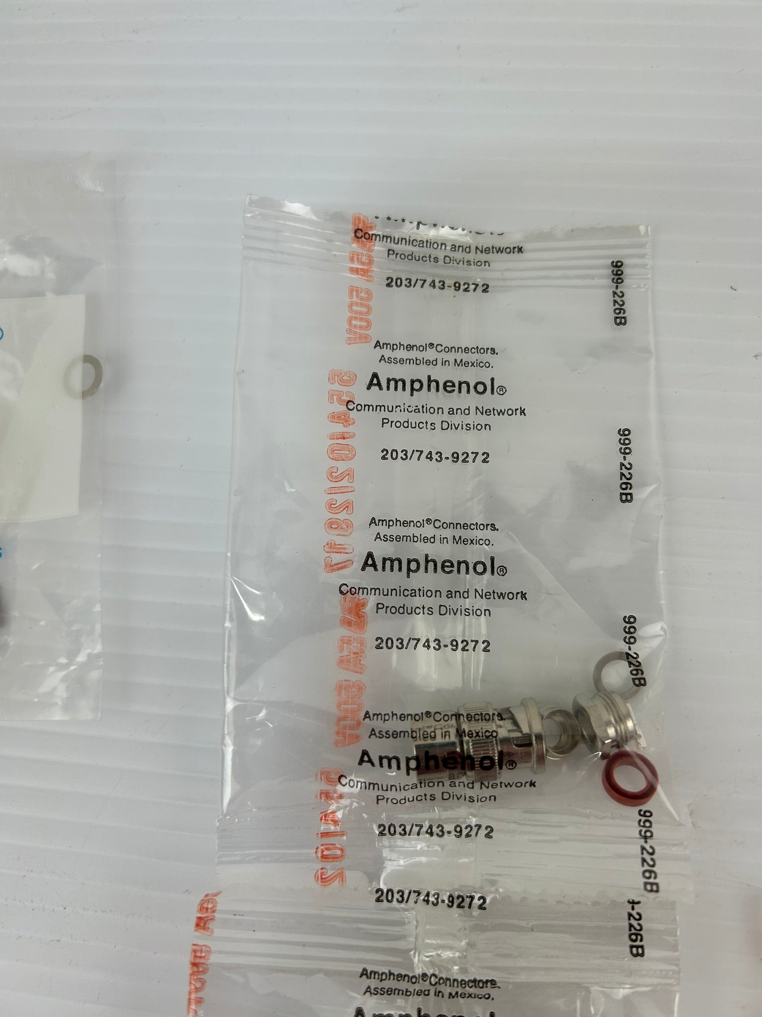 Amphenol 31-212 Connector 203/743-9272 - Lot of 6