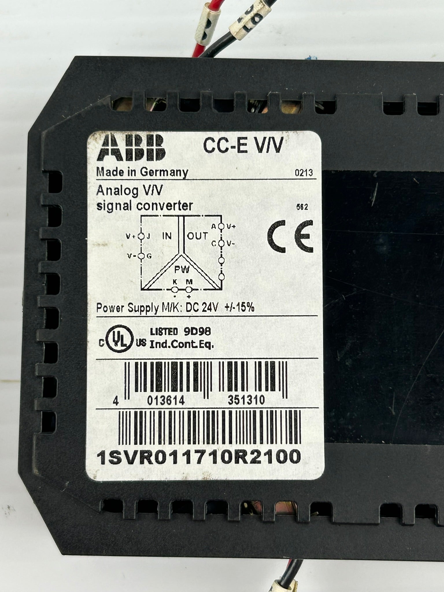 ABB CC-E V/V Analog V/V Signal Converter Contact Relay 1SVR011710R2100