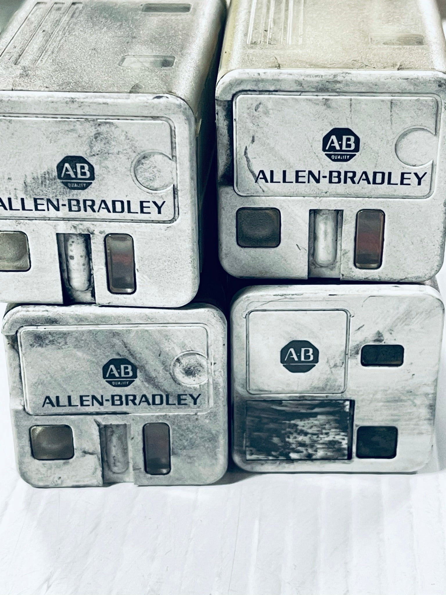Allen-Bradley 700-HA32A1 Series A Relay - Lot of 4