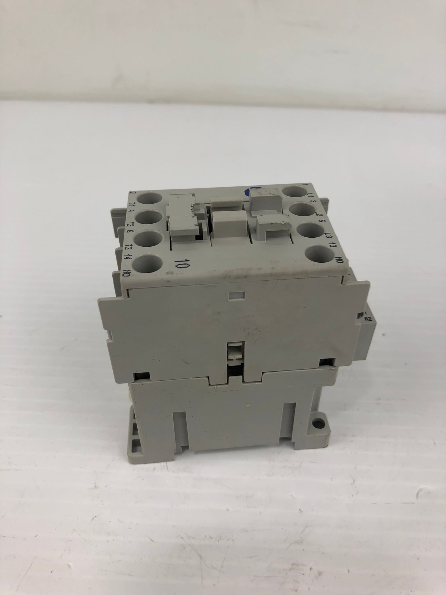 Allen-Bradley 100-C16E*10 Series B Contactor 600VAC