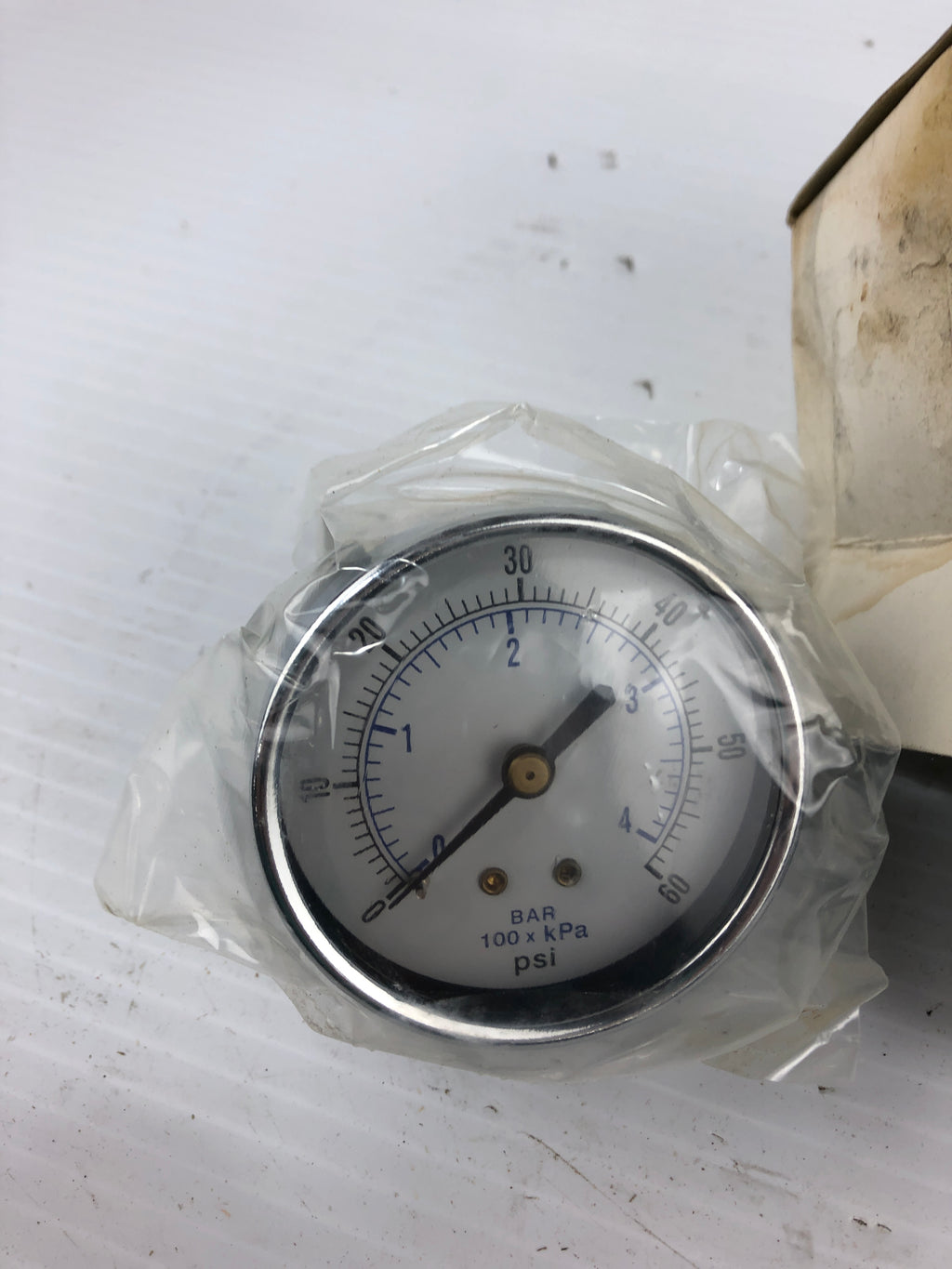 Universal Pressure Gauge 102D-254D 2-1/2